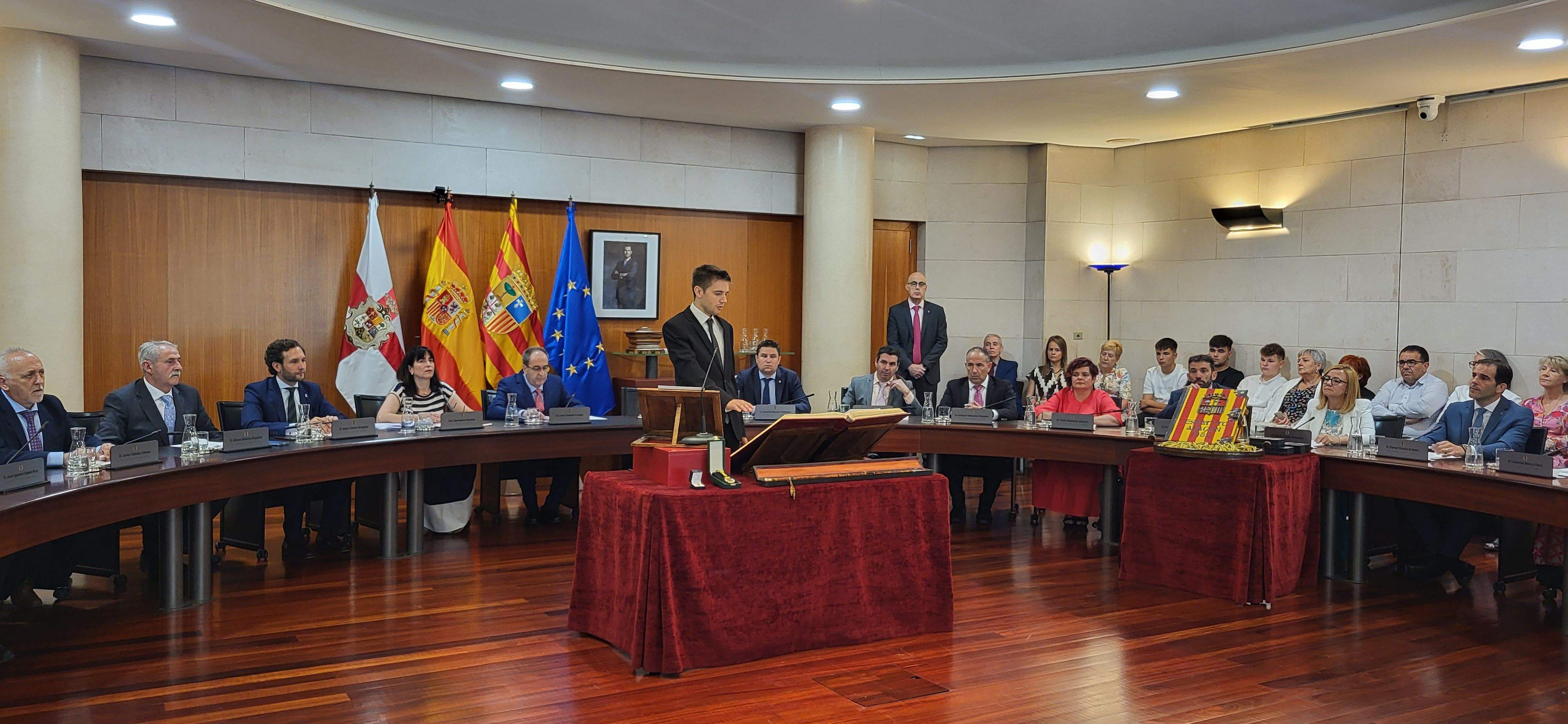 Constitución de la Diputación Provincial de Huesca. Foto Myriam Martínez