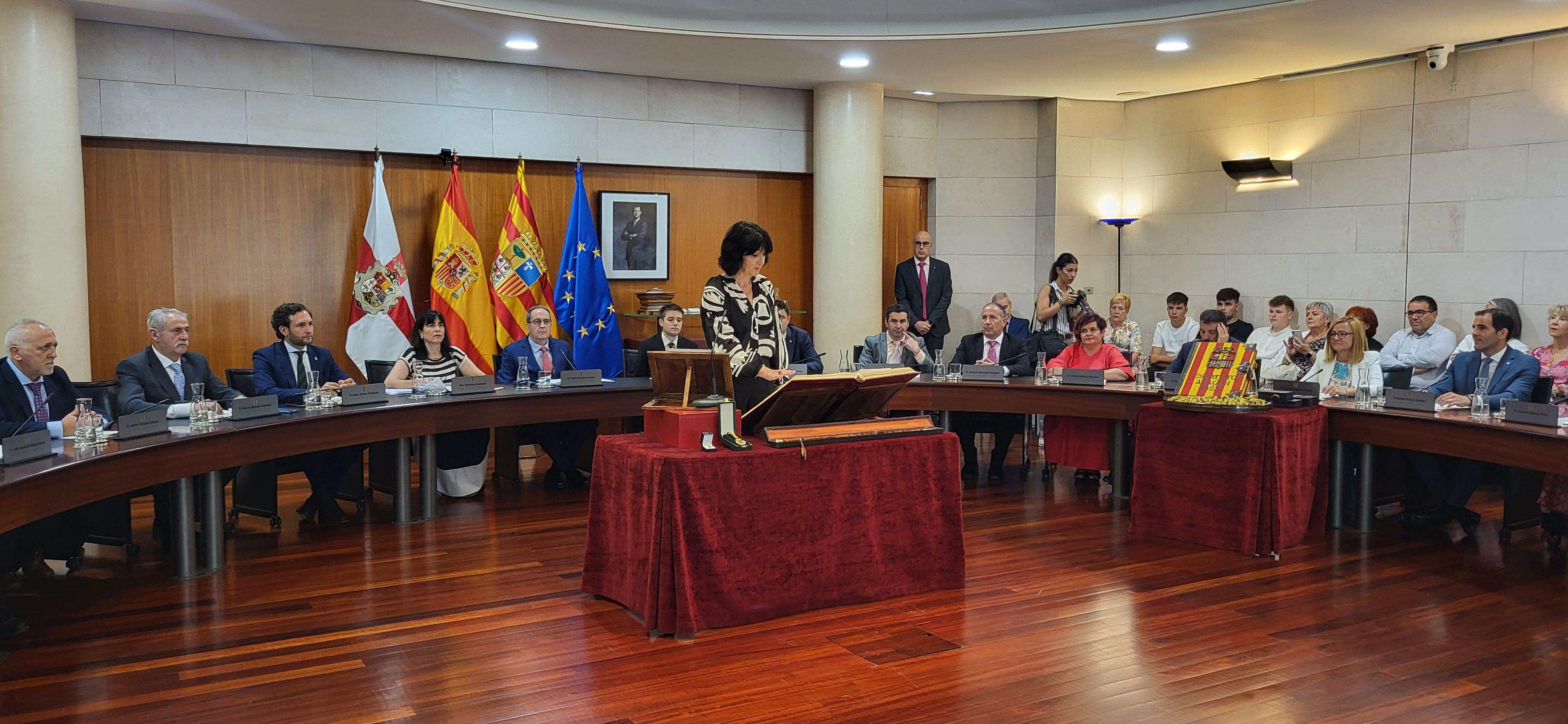 Constitución de la Diputación Provincial de Huesca. Foto Myriam Martínez