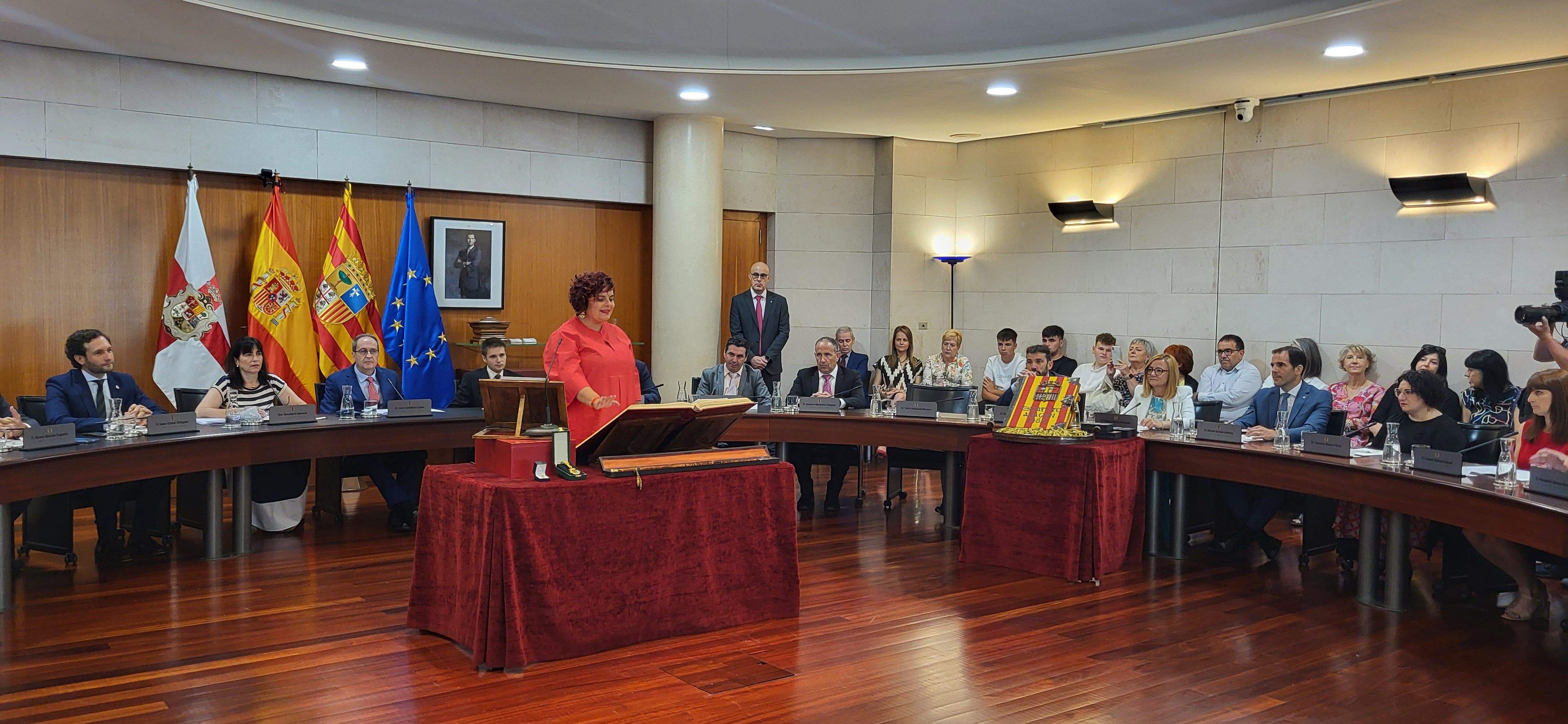 Constitución de la Diputación Provincial de Huesca. Foto Myriam Martínez