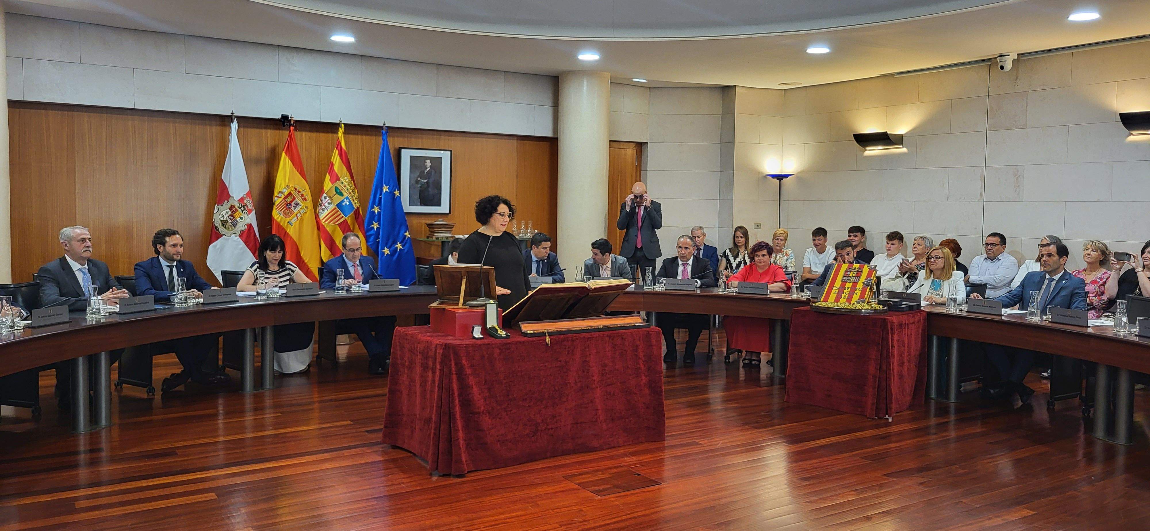 Constitución de la Diputación Provincial de Huesca. Foto Myriam Martínez