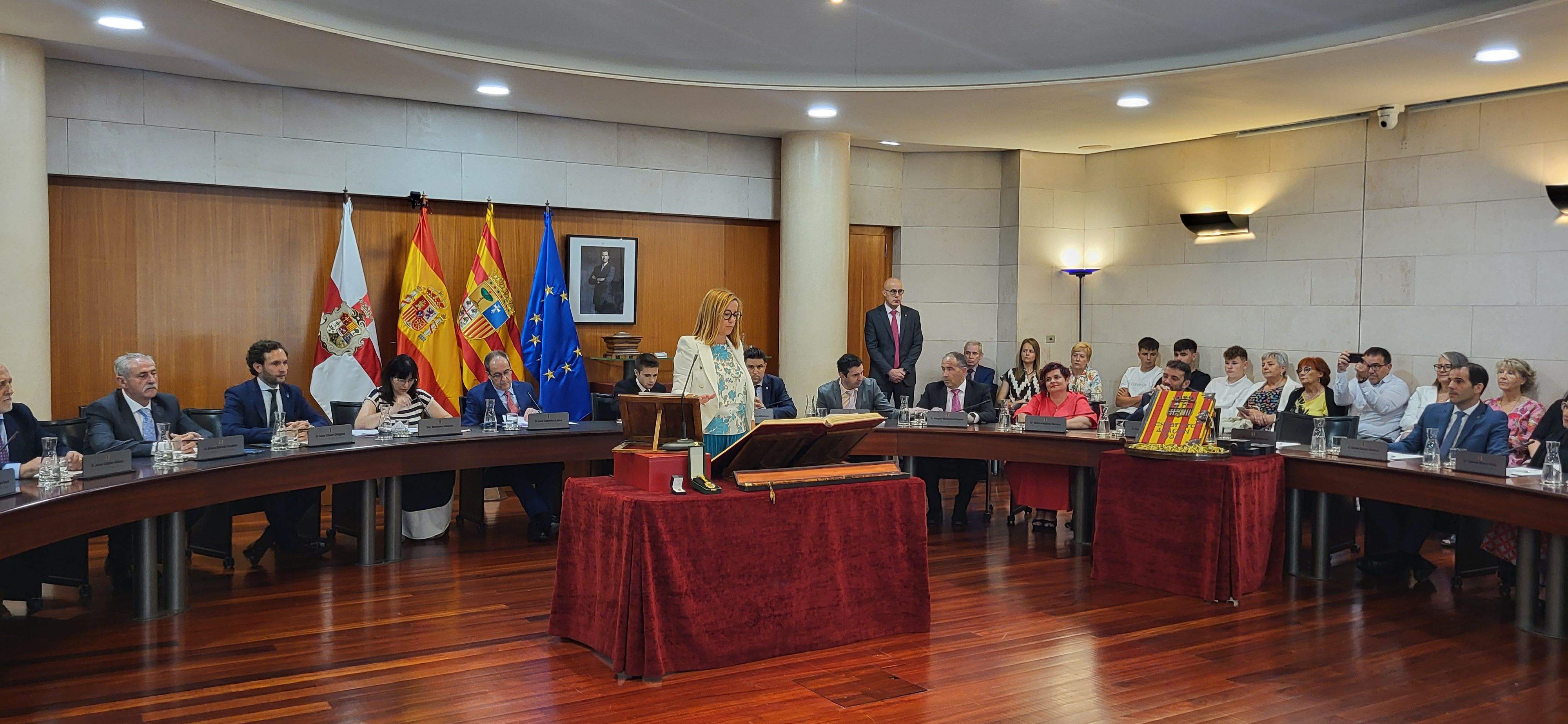 Constitución de la Diputación Provincial de Huesca. Foto Myriam Martínez