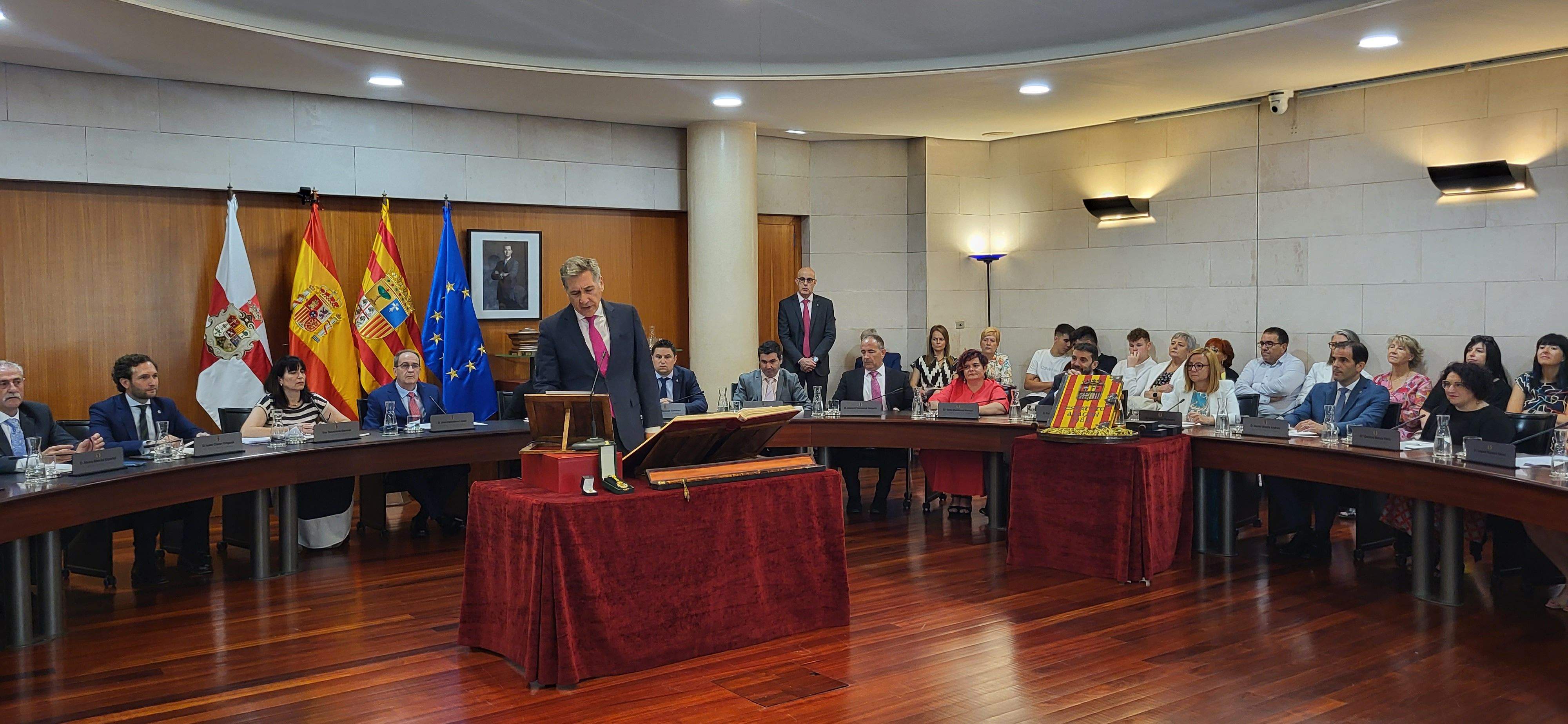 Constitución de la Diputación Provincial de Huesca. Foto Myriam Martínez