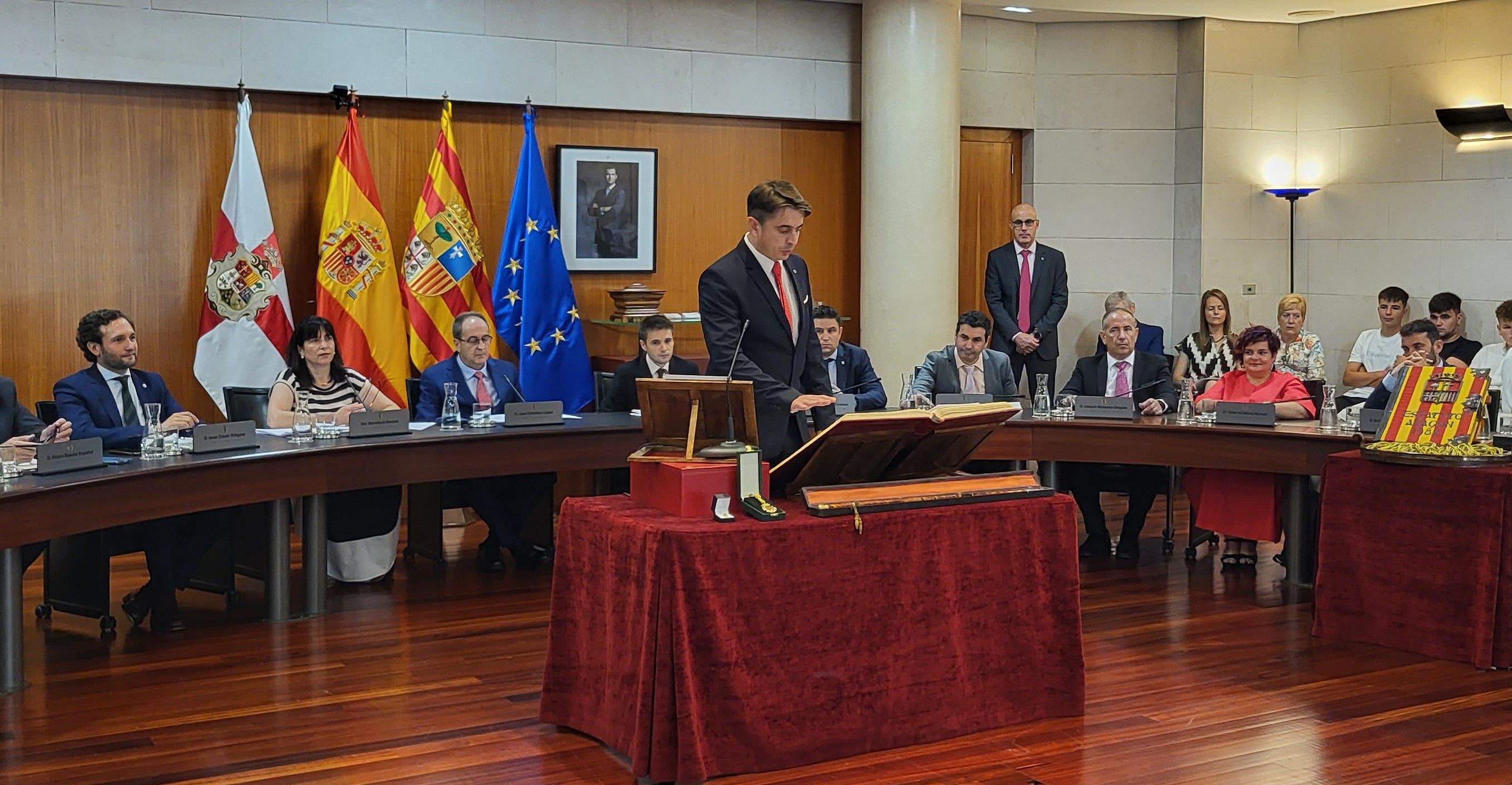 Constitución de la Diputación Provincial de Huesca. Foto Myriam Martínez