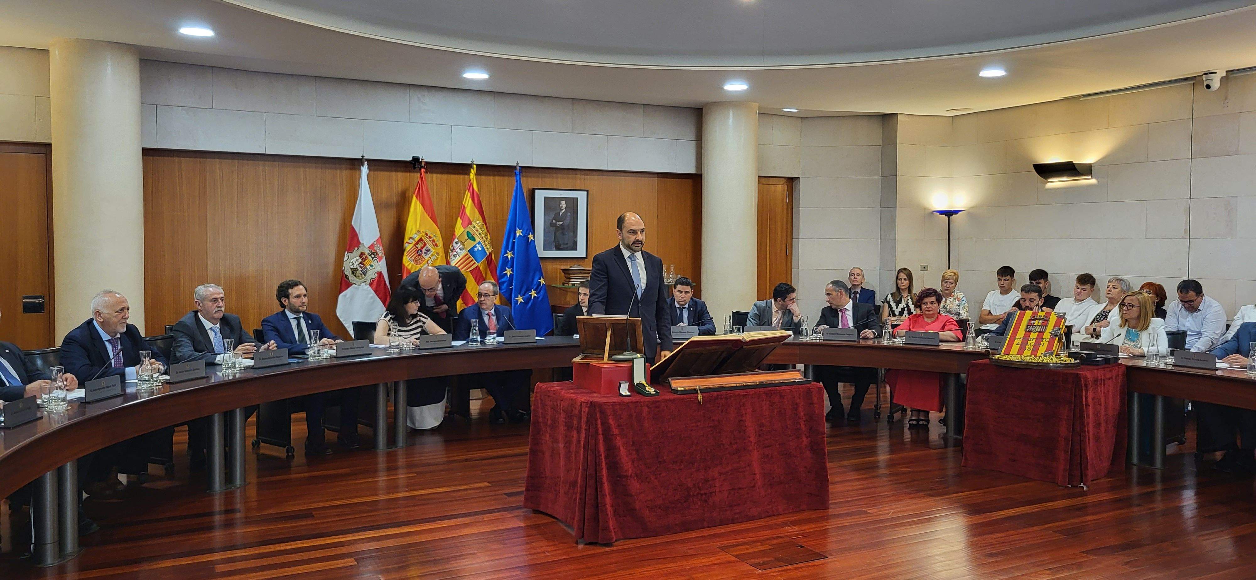 Constitución de la Diputación Provincial de Huesca. Foto Myriam Martínez