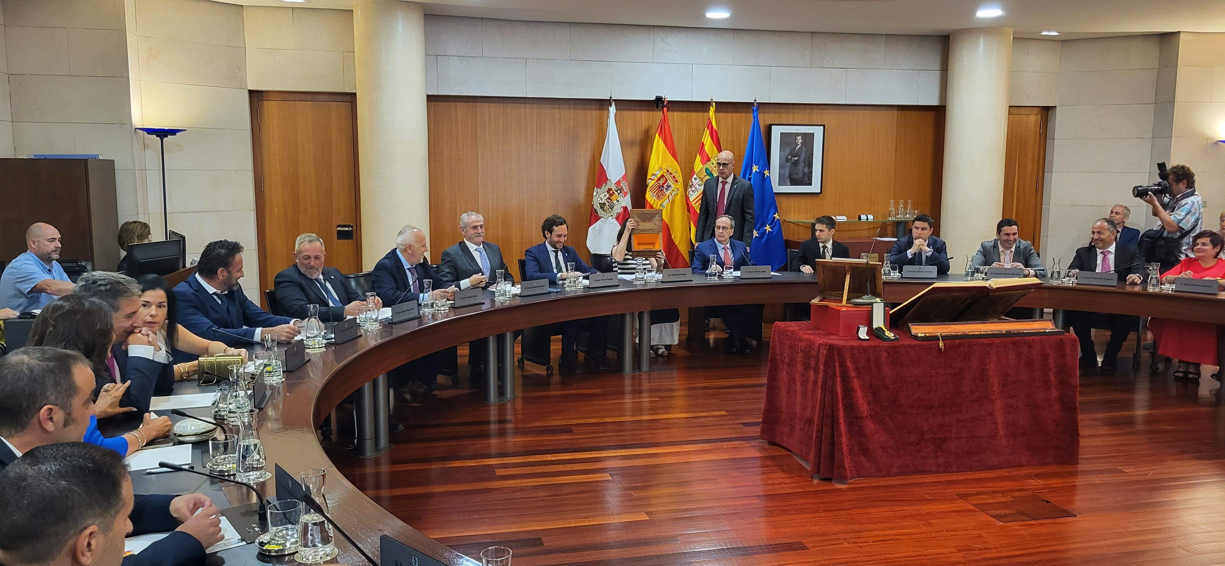 Constitución de la Diputación Provincial de Huesca. Foto Myriam Martínez