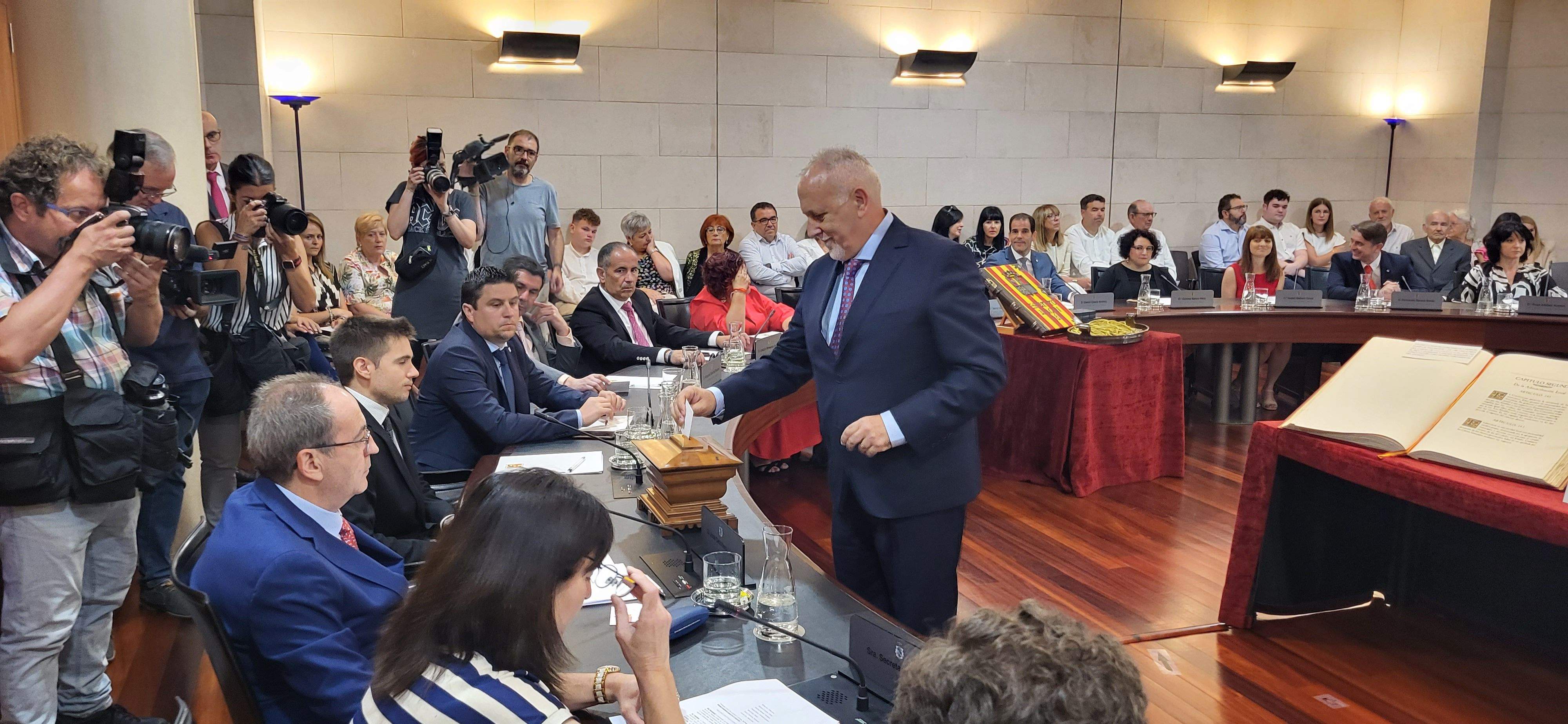 Constitución de la Diputación Provincial de Huesca. Foto Myriam Martínez