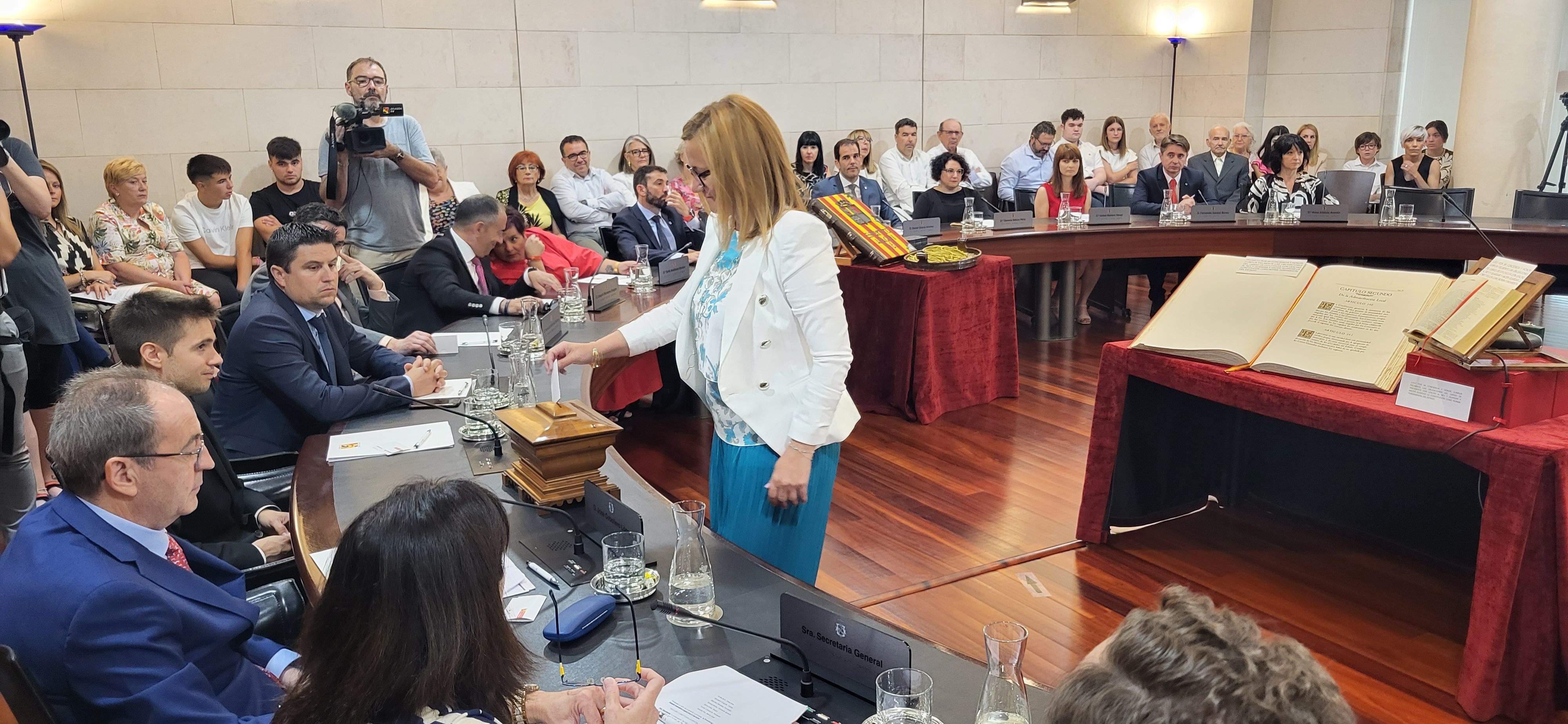 Constitución de la Diputación Provincial de Huesca. Foto Myriam Martínez