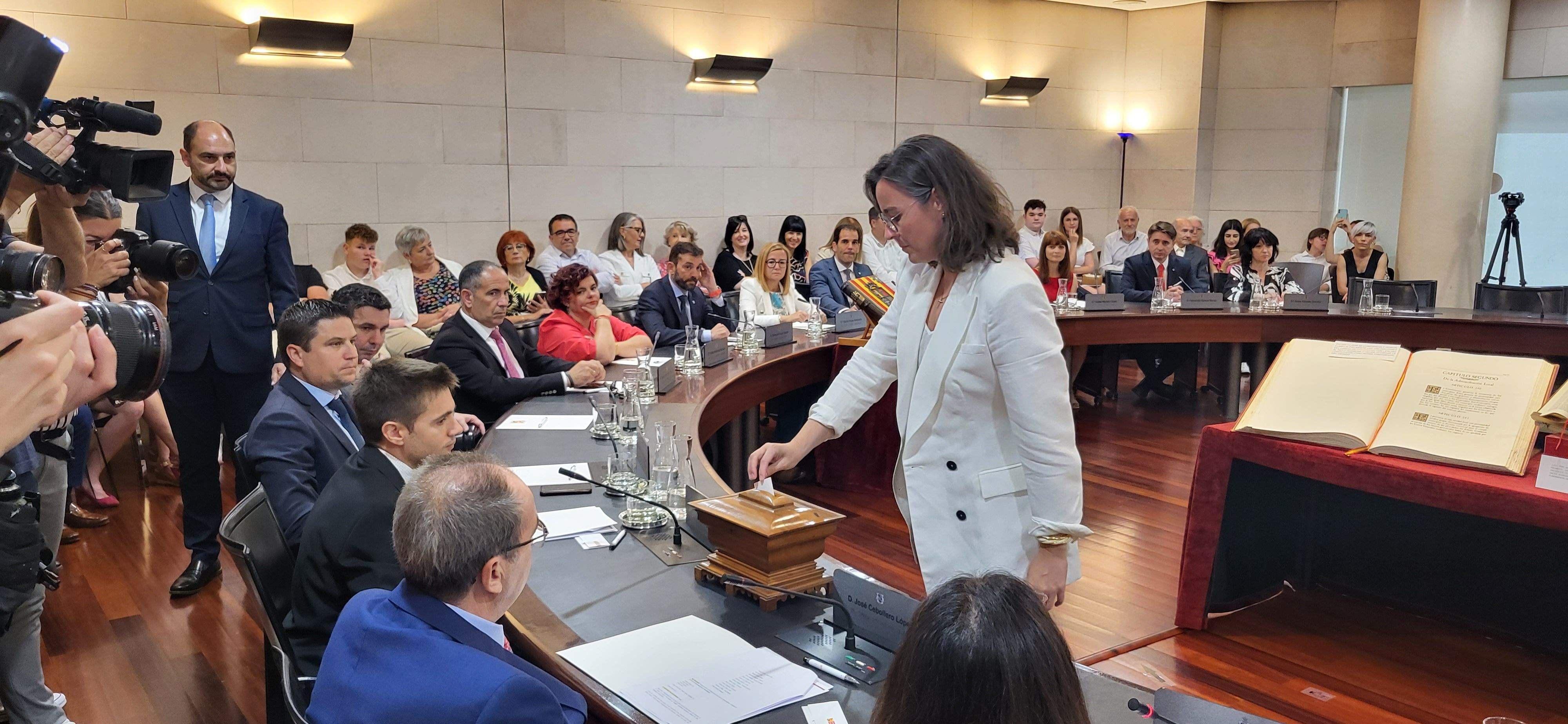 Constitución de la Diputación Provincial de Huesca. Foto Myriam Martínez