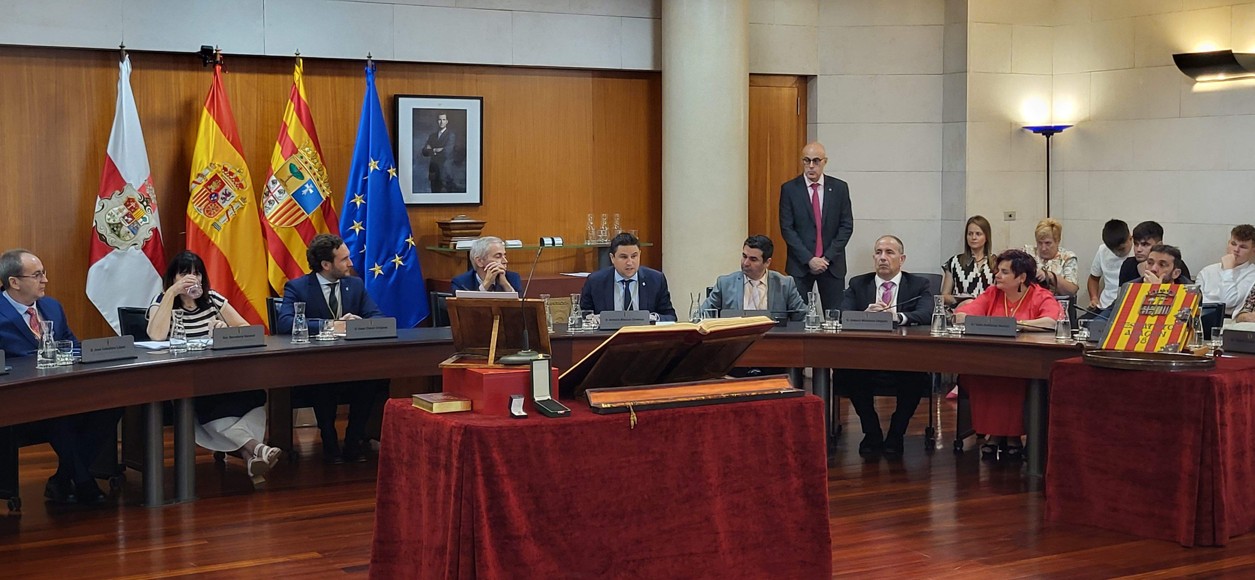 Pleno de la Diputación Provincial de Huesca, de la que ha renunciado el diputado Fernando Sarasa. Foto Myriam Martínez Pleno de la Diputación Provincial de Huesca, de la que ha renunciado el diputado Fernando Sarasa. Foto Myriam Martínez