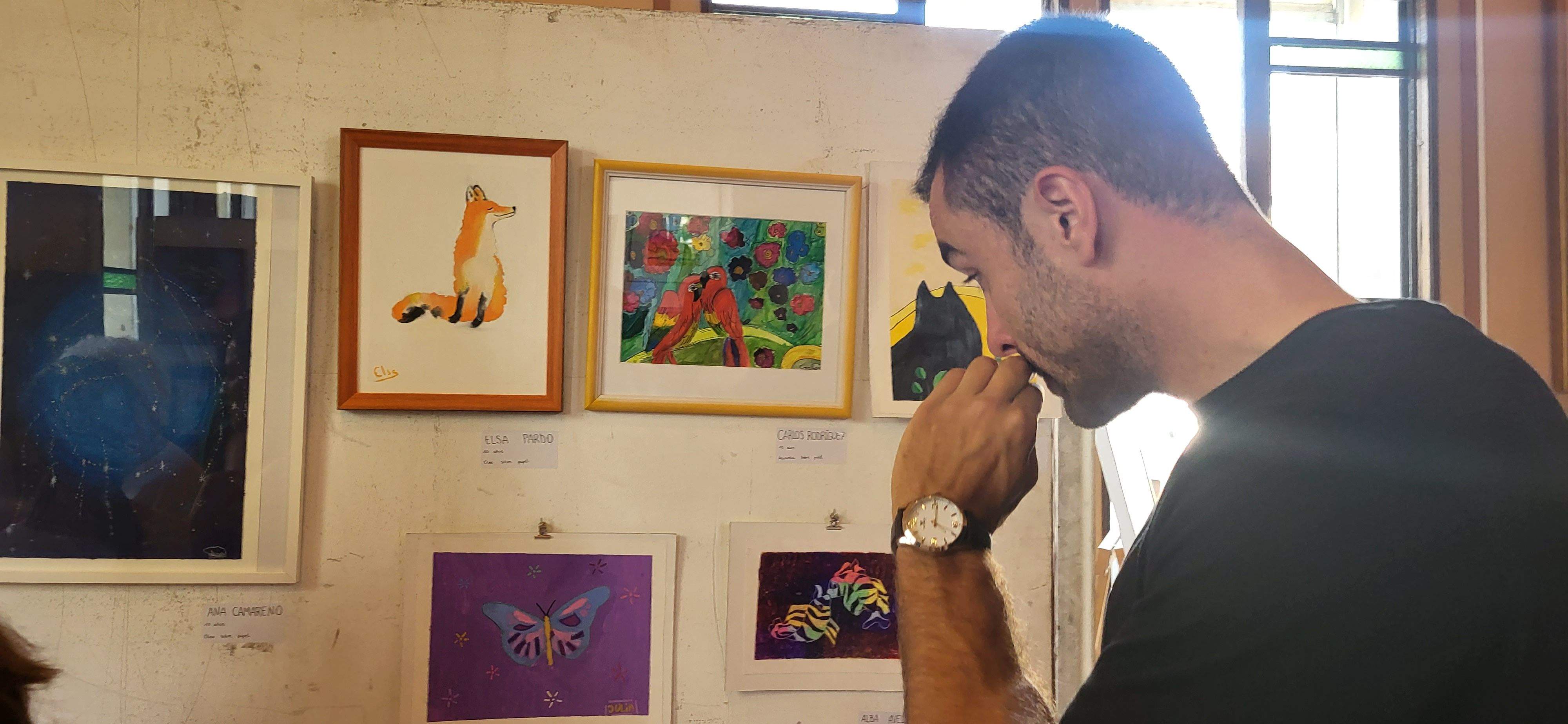 Exposición de la Escuela Fernando Sanagustín en el Casino oscense. Foto Myriam Martínez