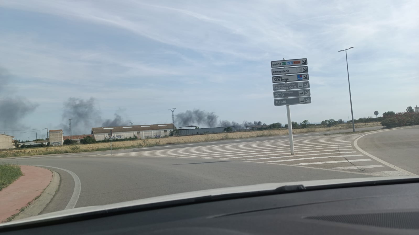 Incendio en la carretera de Vicién.