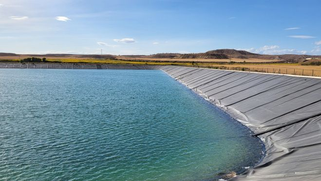 Nueva balsa de la Comunidad de Regantes de Molinar del Flumen Nueva balsa de la Comunidad de Regantes de Molinar del Flumen