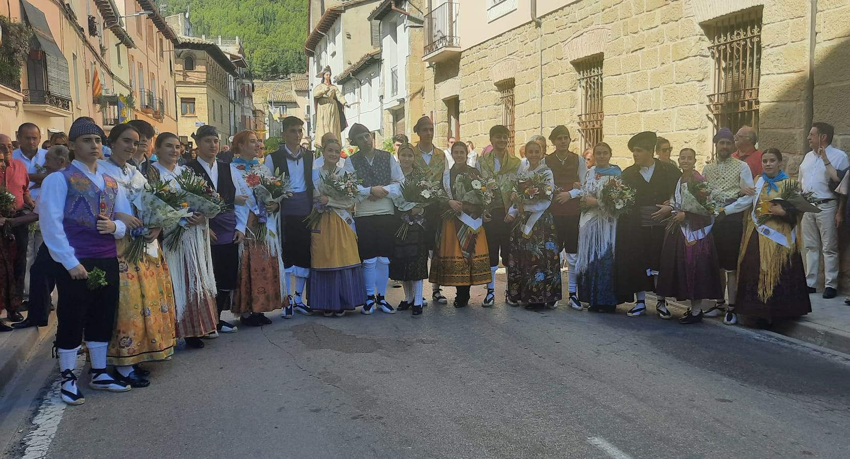 Día grande de las fiestas de Ayerbe. Foto Ayuntamiento de Ayerbe 