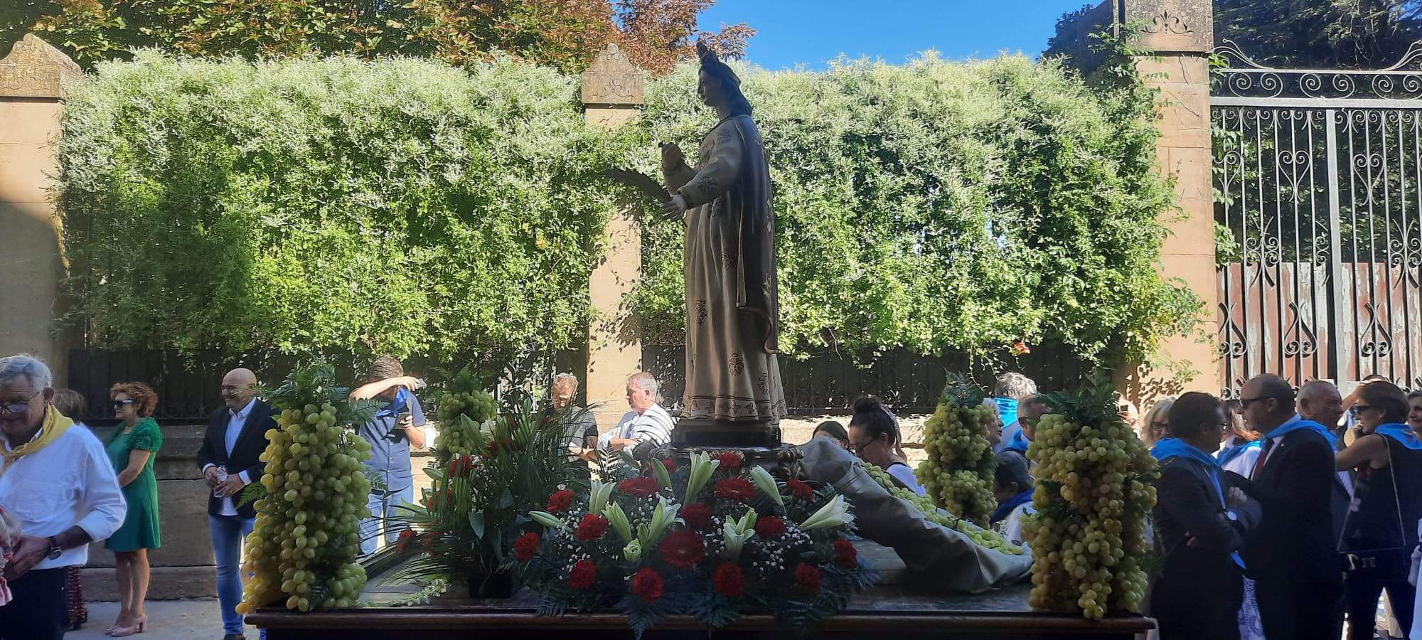 Día grande de las fiestas de Ayerbe. Foto Ayuntamiento de Ayerbe 