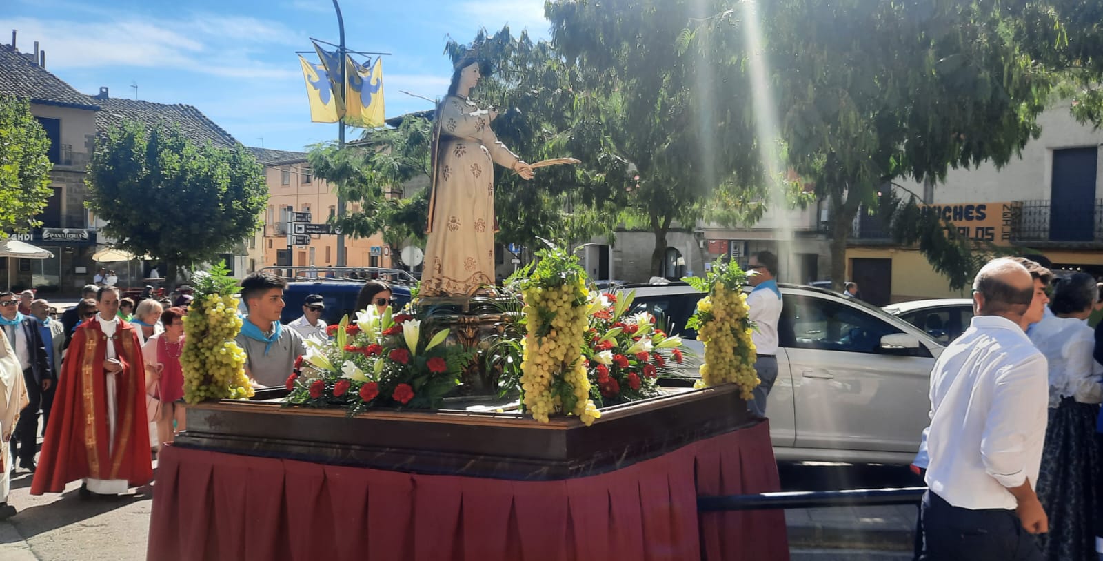 Día grande de las fiestas de Ayerbe. Foto Ayuntamiento de Ayerbe 