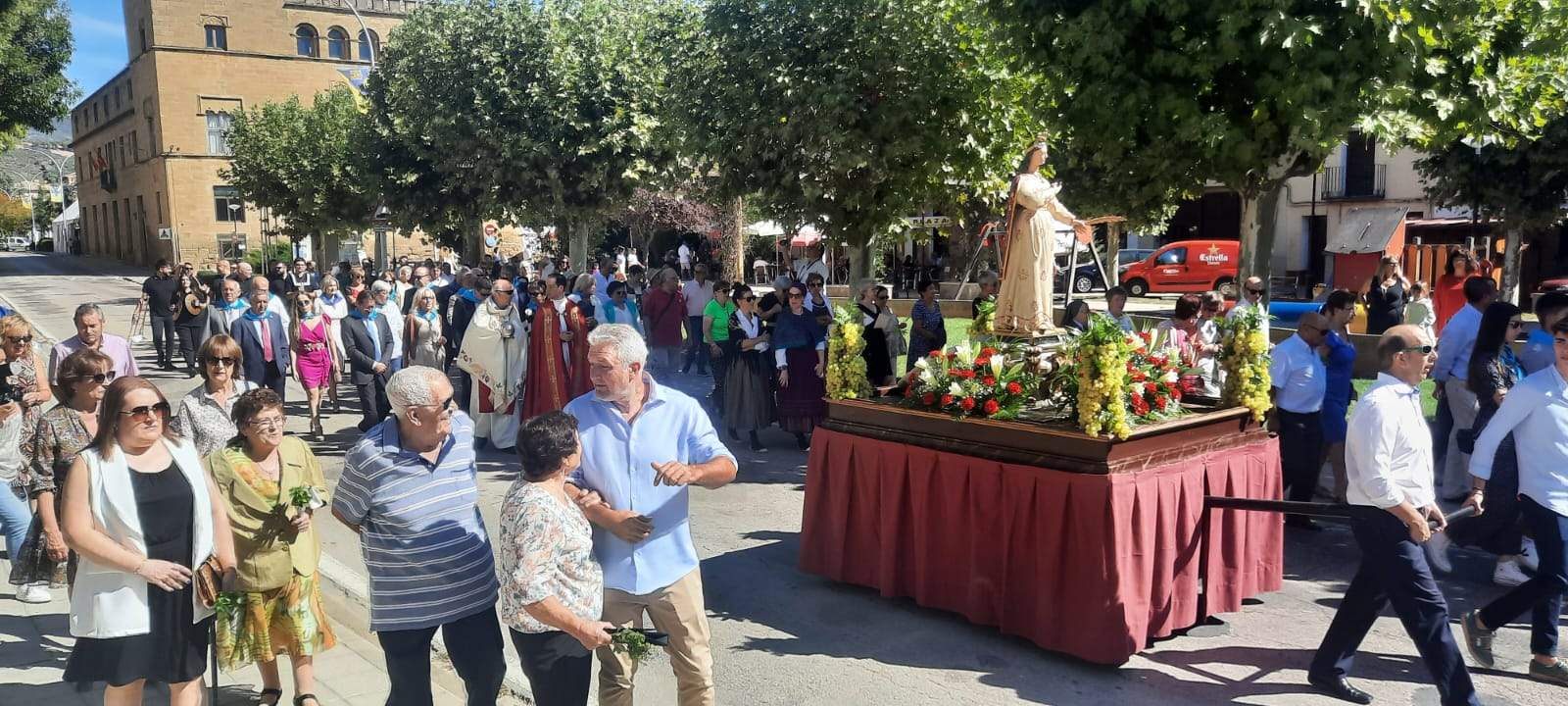 Día grande de las fiestas de Ayerbe del año pasado. Foto Ayuntamiento de Ayerbe 