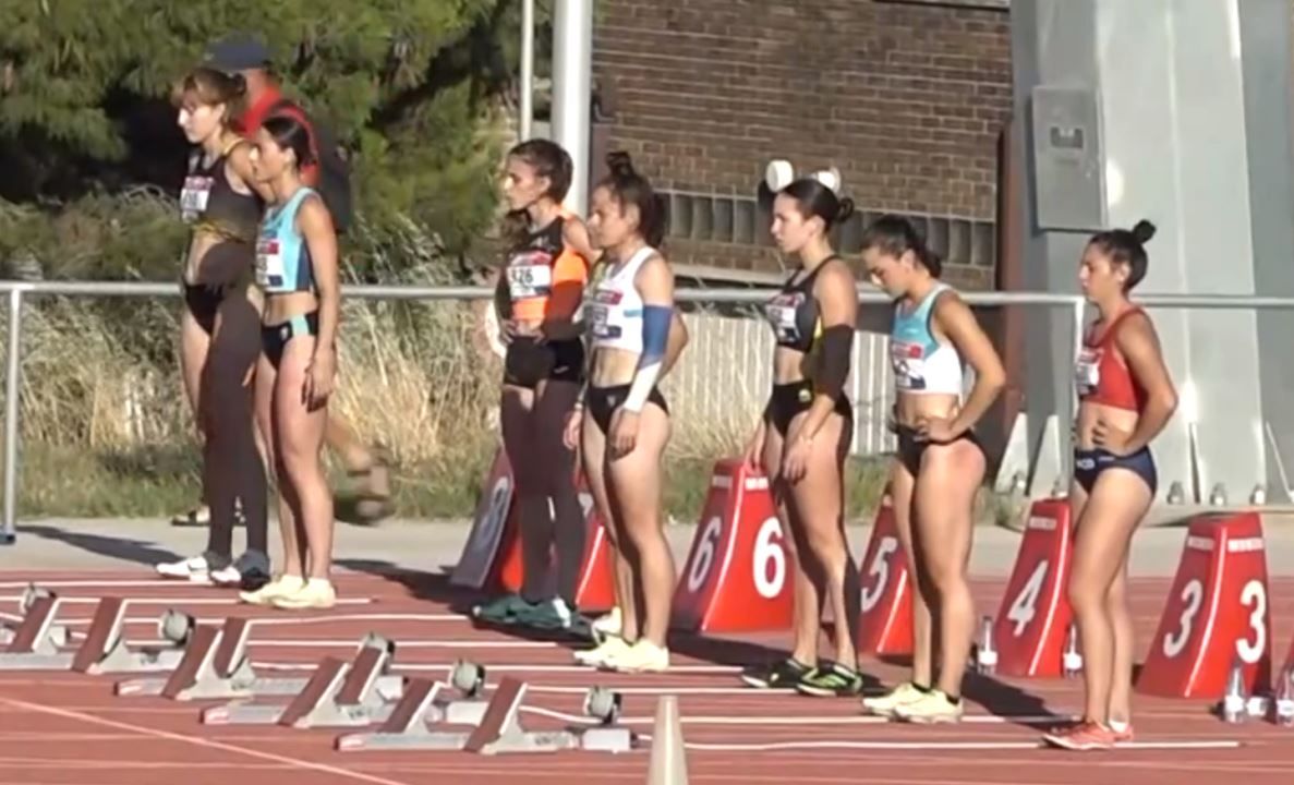 Imagen previa a la salida de la semifinal del 100 lisos.