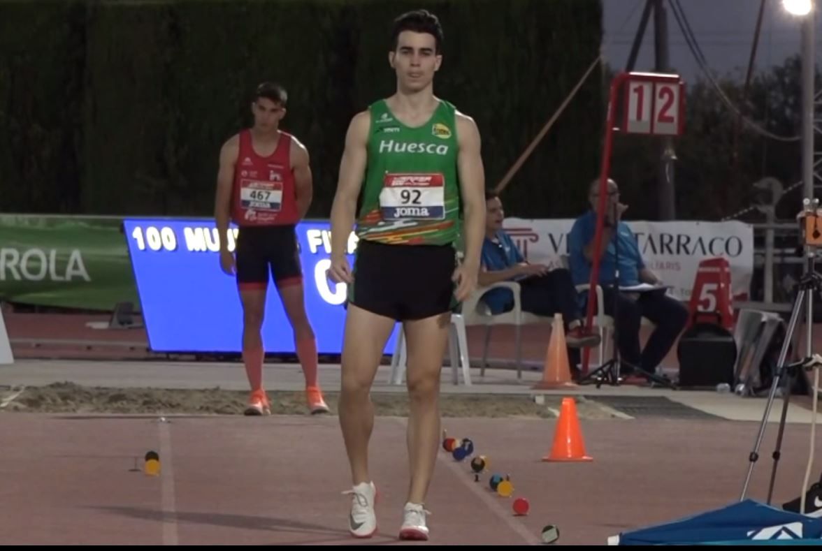 Iván Martín, sexto en triple salto.