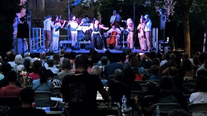 La Swing Machine Orchestra en el Monasterio de Casbas