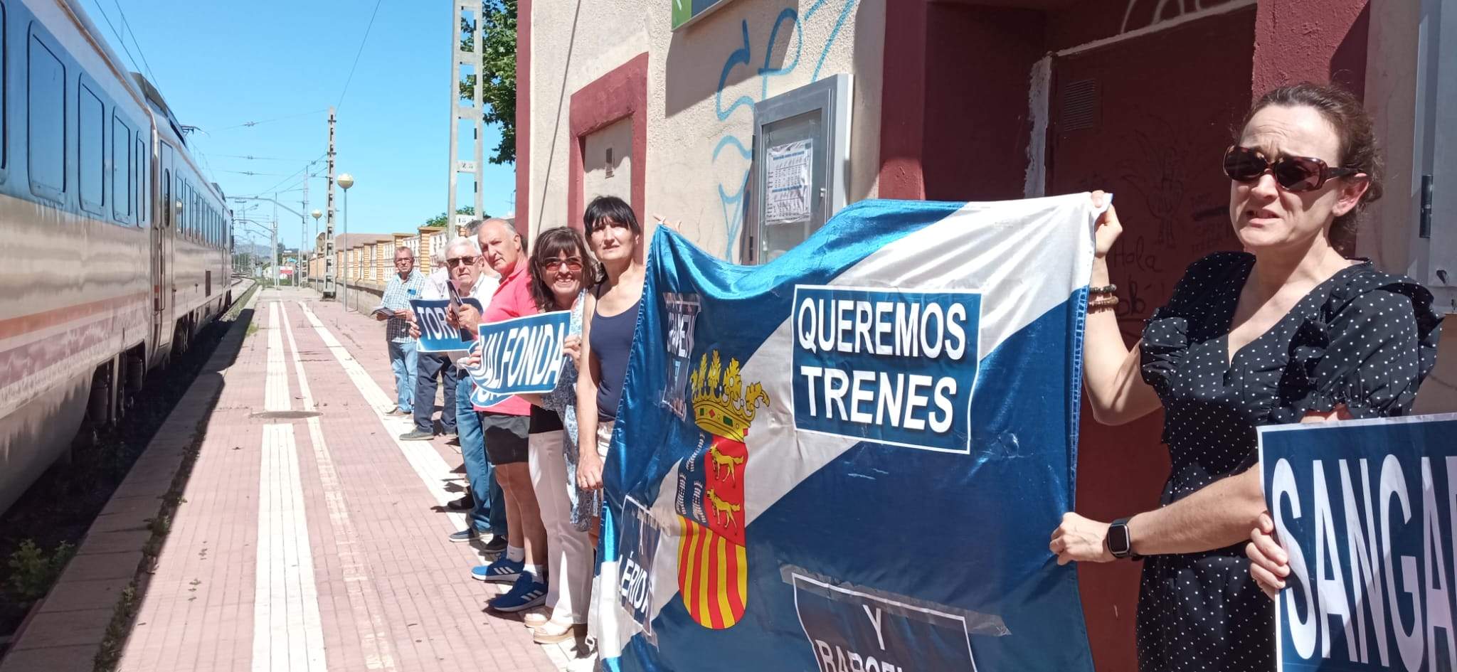 Concentración de Monegros no pierdas tu tren