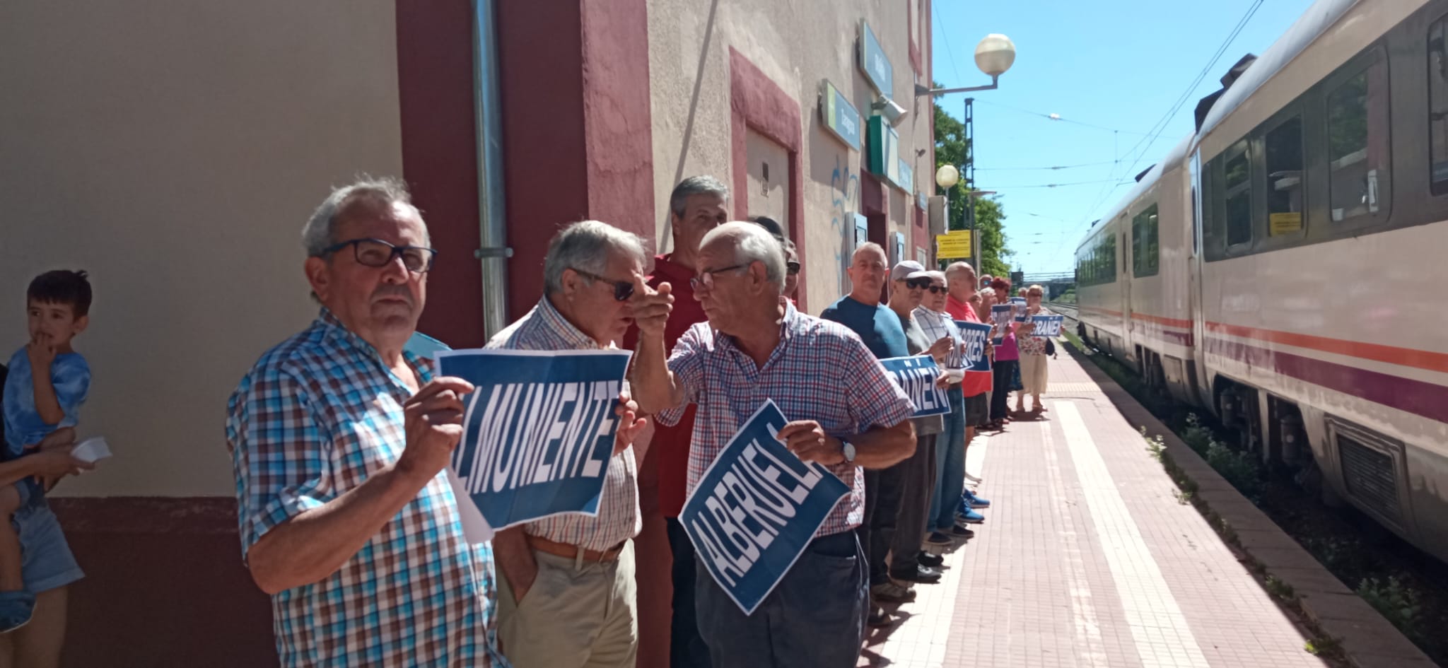 Concentración de Monegros no pierdas tu tren