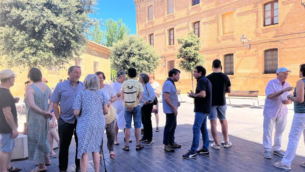 Tercer Abrazo al Seminario en Huesca. Foto: Mercedes Manterola
