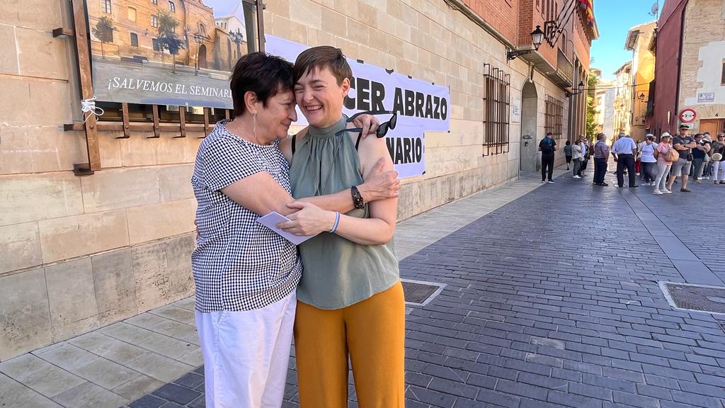 Tercer Abrazo al Seminario en Huesca. Foto: Mercedes Manterola