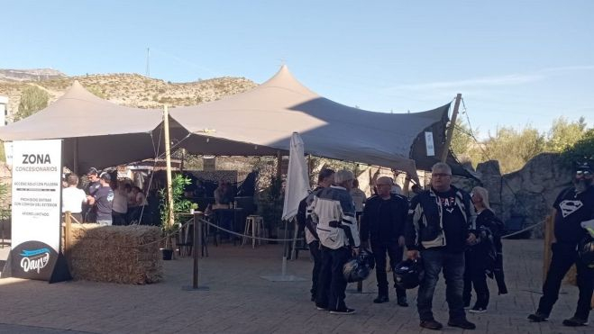 Animación en las carpas instaladas en Sabiñánigo. Animación en las carpas instaladas en Sabiñánigo.