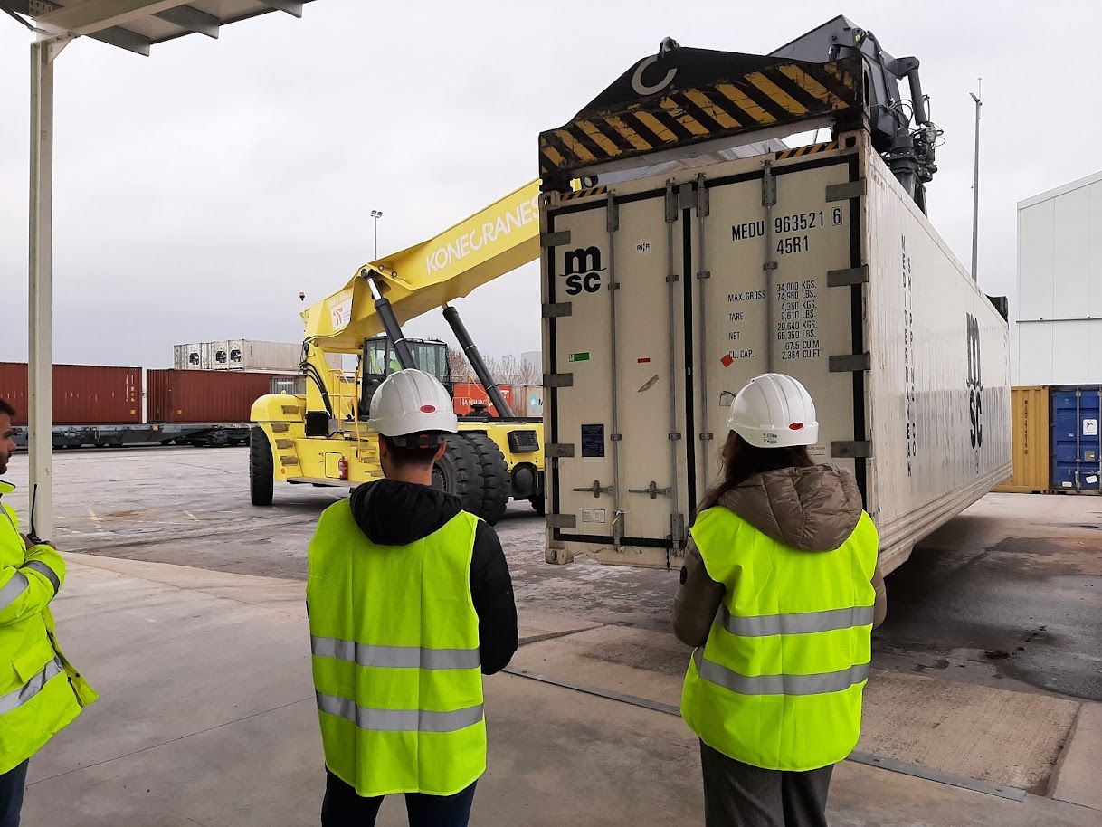 Imagen de archivo de una inspección en la TIM del Polígono de La Armentera.