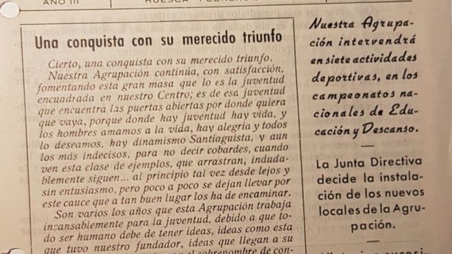 La Revistas “Santiago” de la Obra Sindical de Educación y Descanso, fundada por Ramón Manero, en el año 1954 era portavoz de diversas e importantes actividades deportivas y artísticas La Revistas “Santiago” de la Obra Sindical de Educación y Descanso, fundada por Ramón Manero, en el año 1954 era portavoz de diversas e importantes actividades deportivas y artísticas