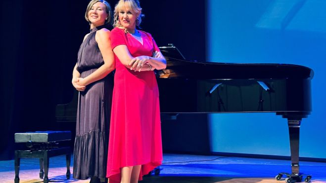 Valeria y Mariángel. Valeria y Mariángel.