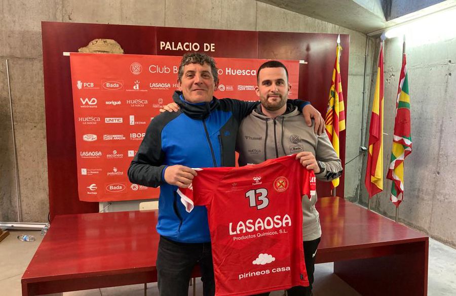 Lucas Calvo seguirá siendo el coordinador de la cantera del Balonmano Huesca.