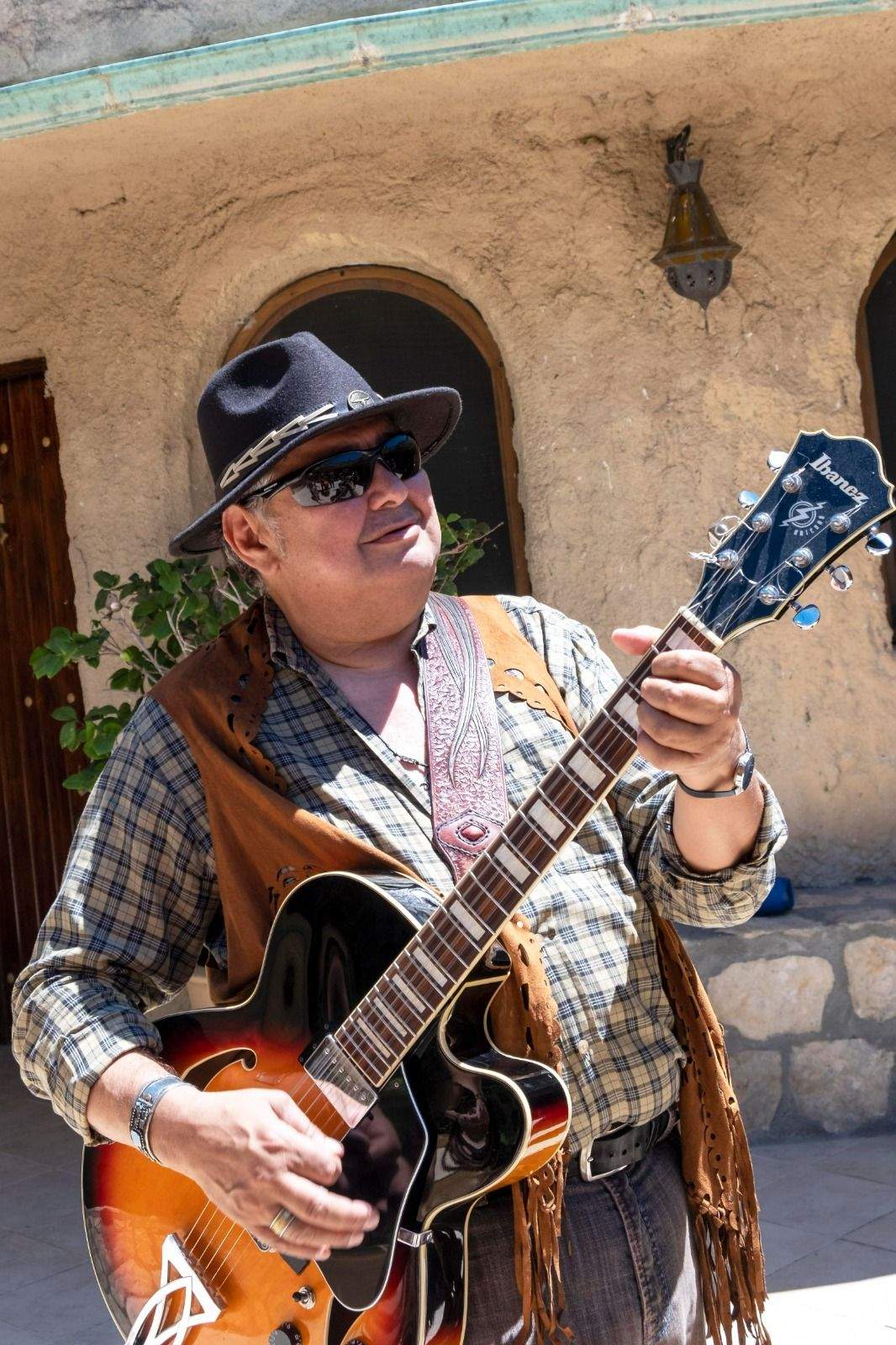 Grabación del videoclip El Rocomotor de Virgilio Aljama en el aeródromo de Tardienta.