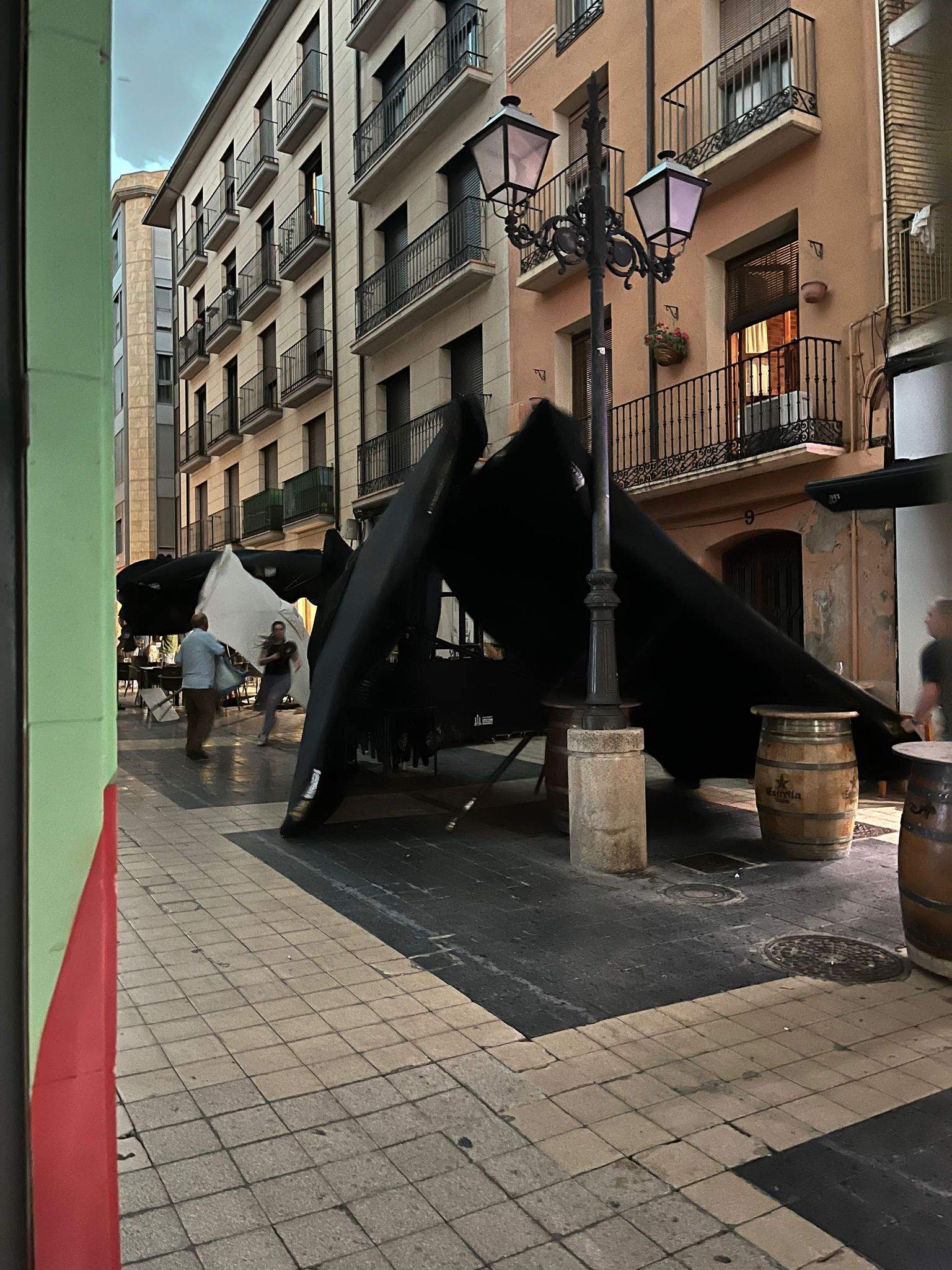 Dificultades en un velador en la Milla de Oro de Huesca