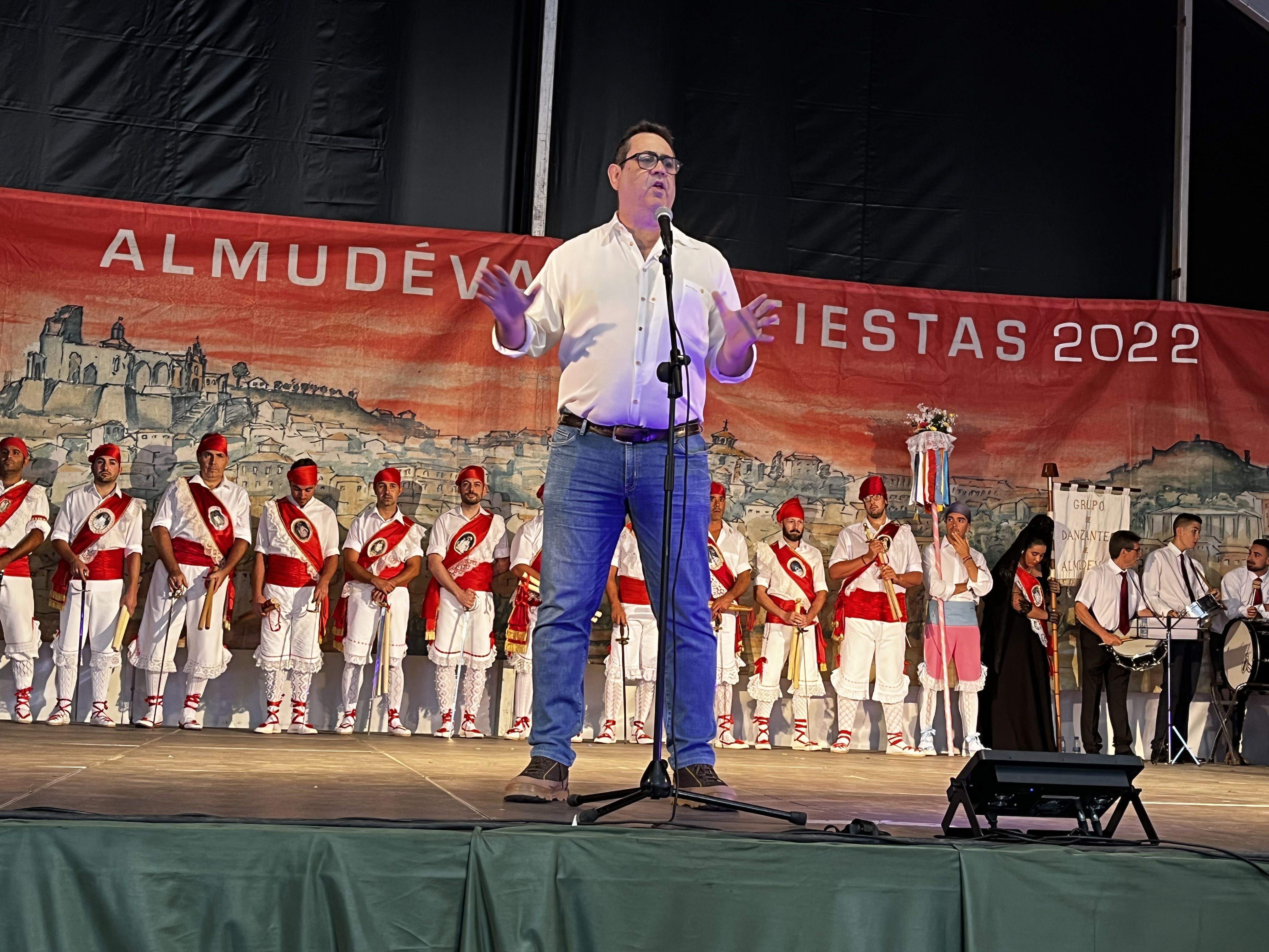 Danzantes de Almudévar. Foto Myriam Martínez