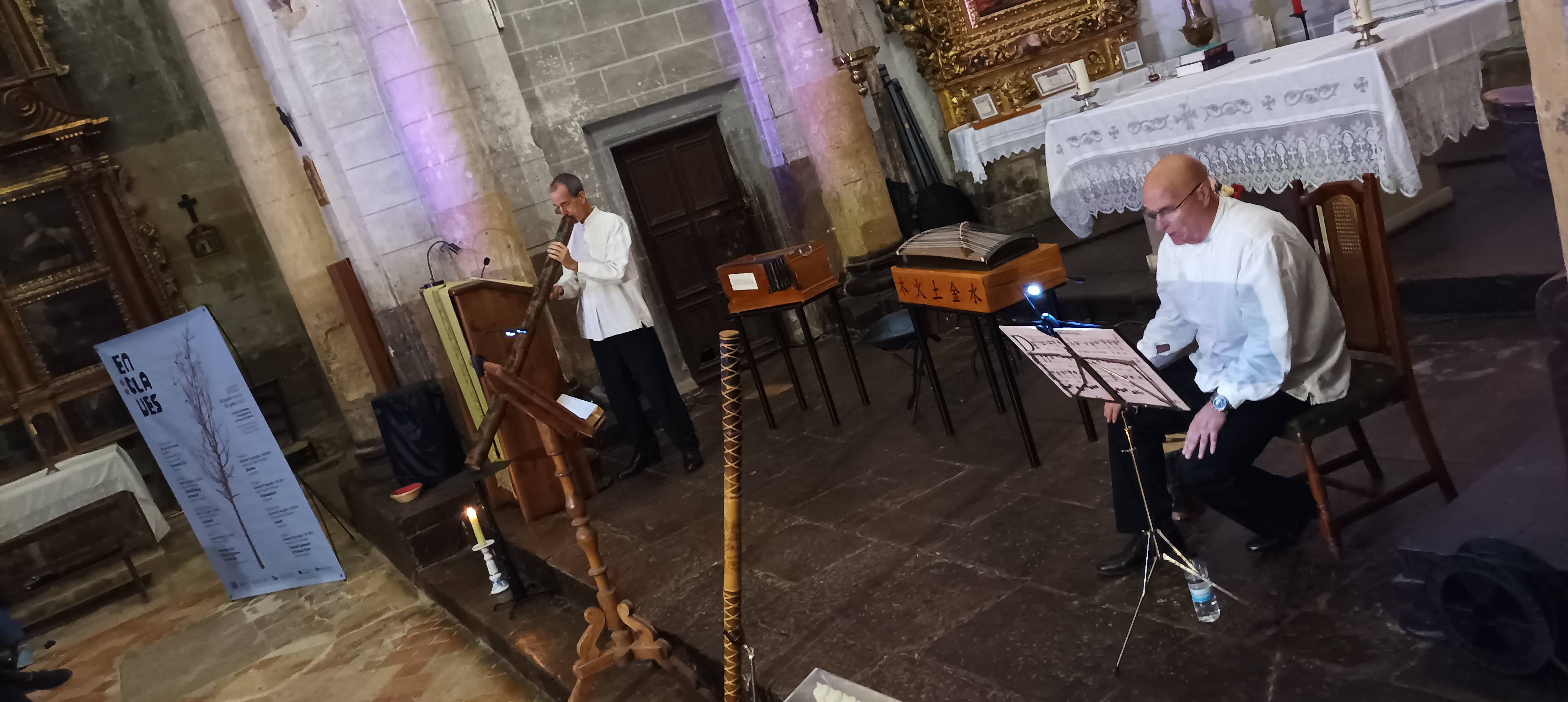Fernando Ballarín y Javier Ares, Ara Mundi, en la iglesia de Murillo de Gállego