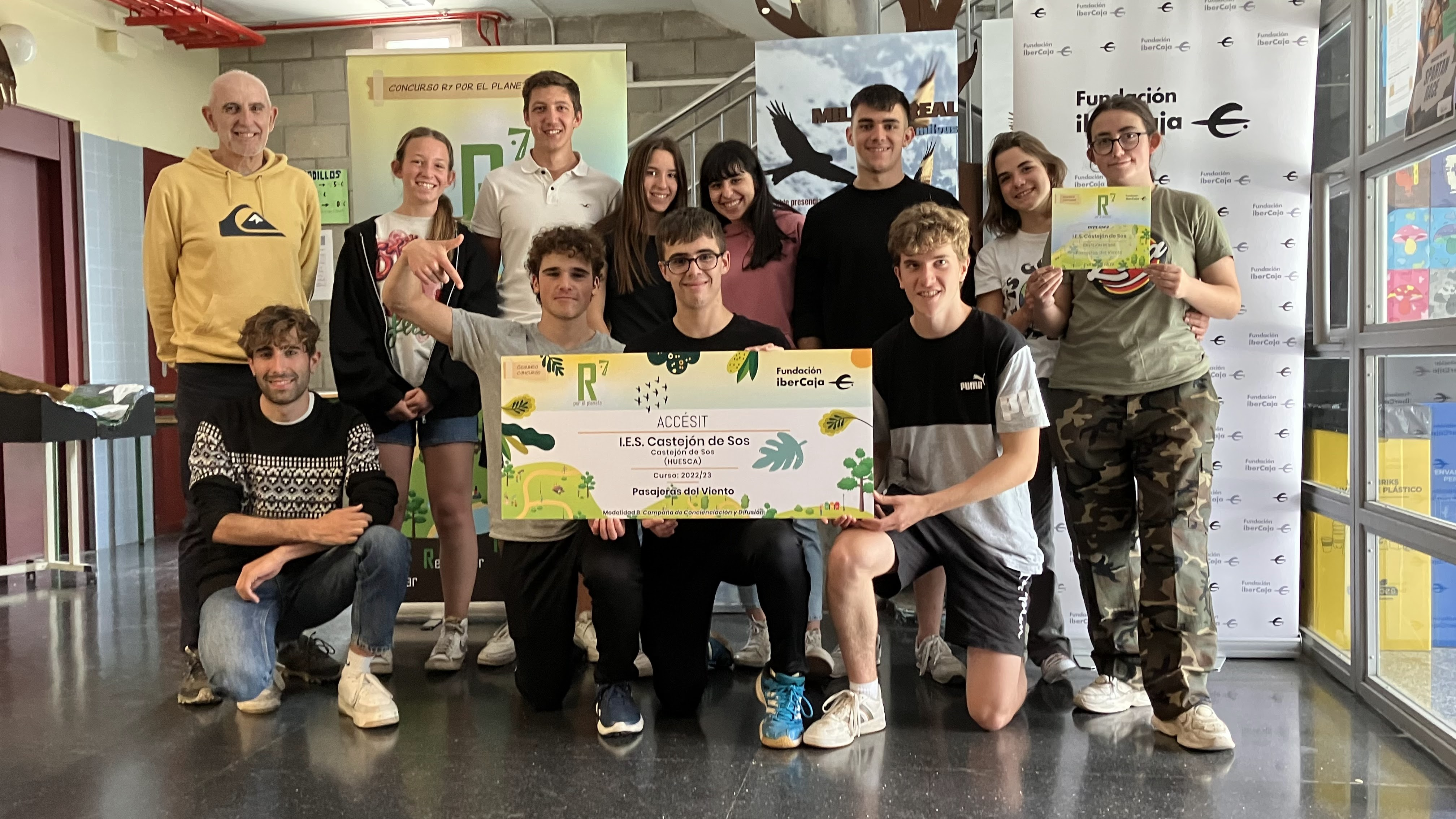 IES Castejón de Sos, acreedor de un accésit en el concurso R7 por el planeta.jpg