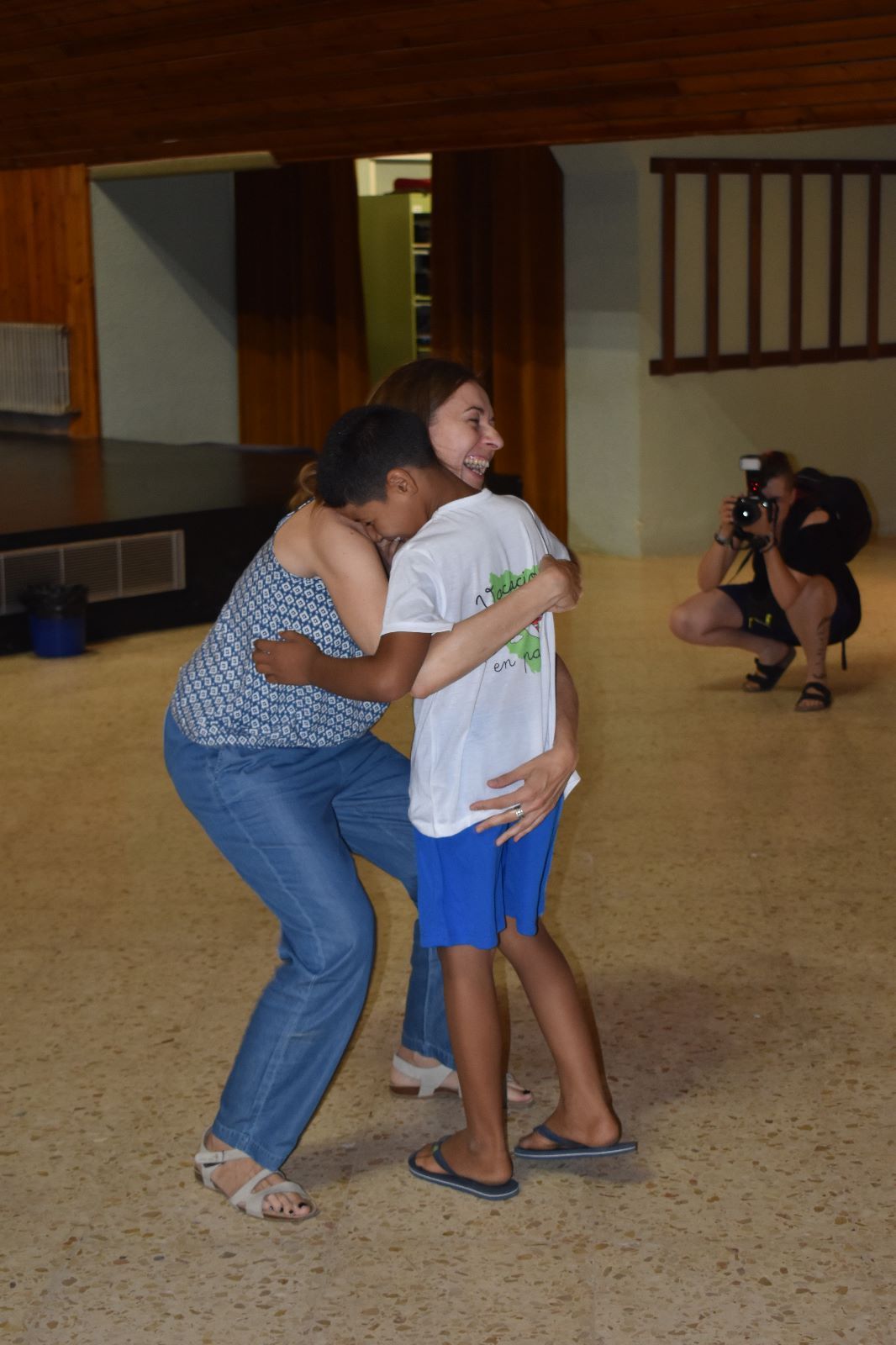 Recepción a los niños saharauis por Alouda