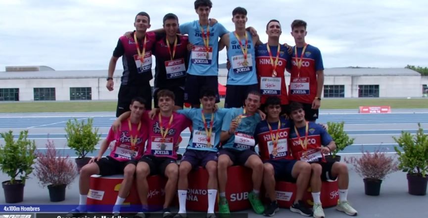 Bronce del relevo 4x100 de Hinaco.