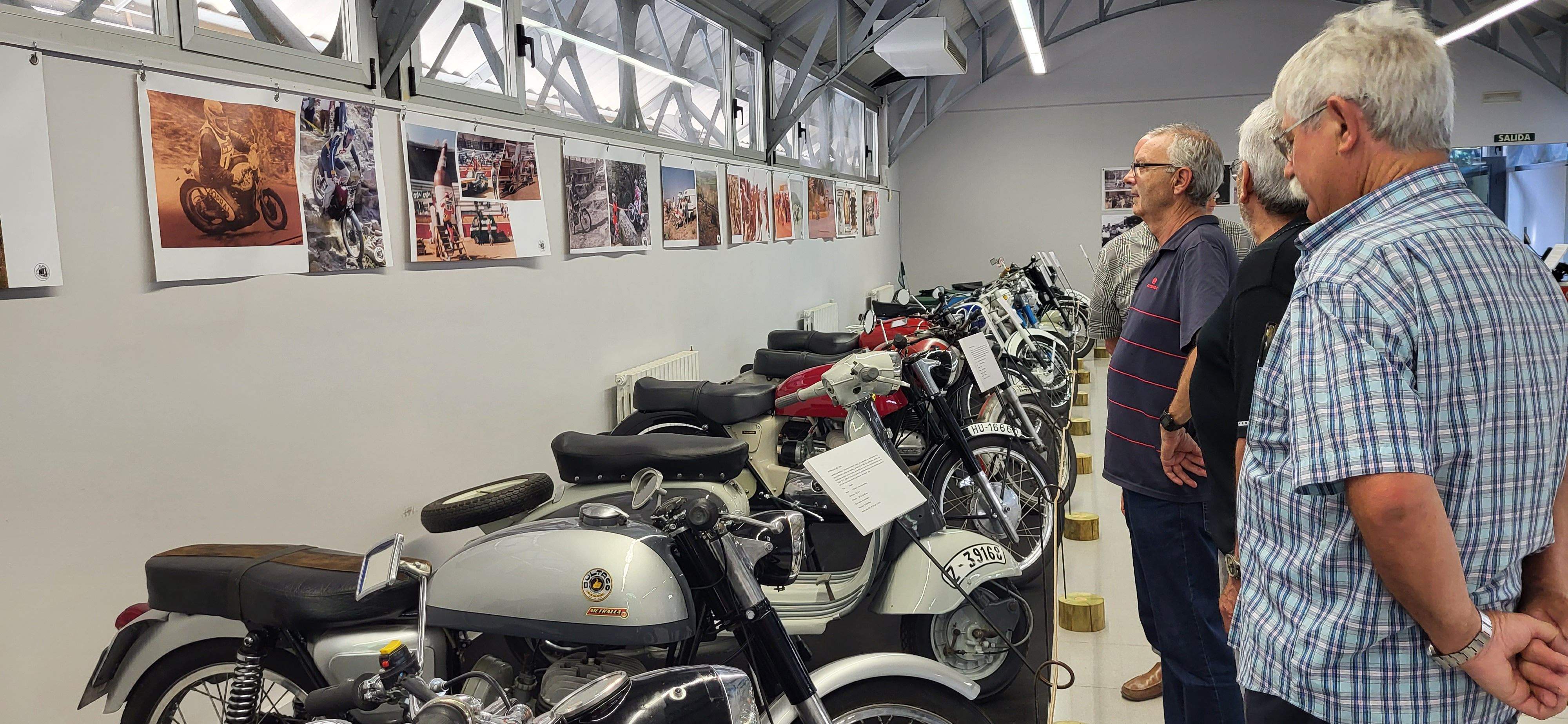 Exposición conmemorativa del 50 aniversario de la Peña Motociclista Oscense. Foto Myriam Martínez