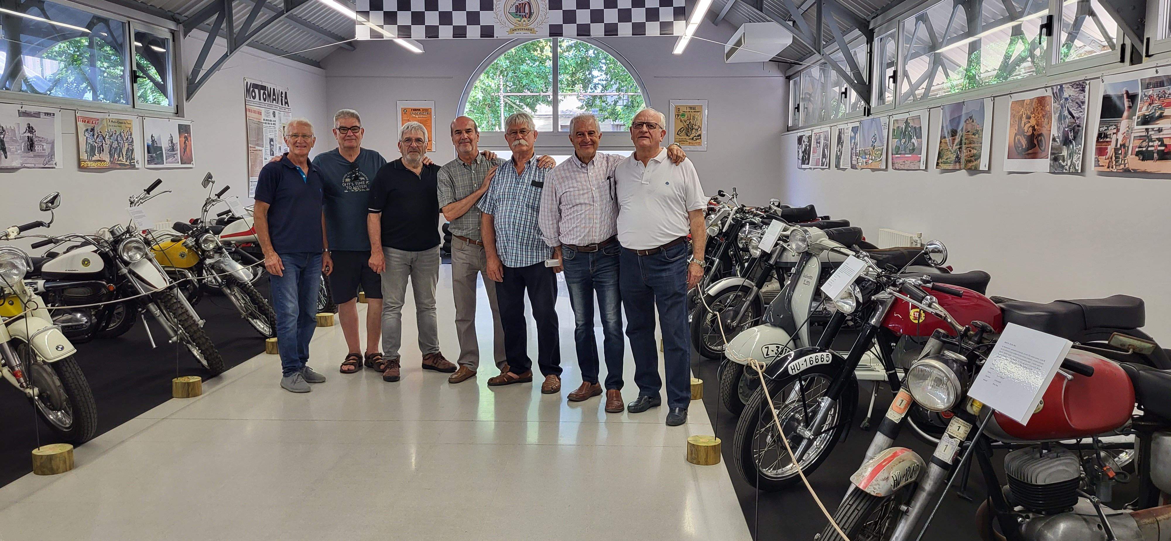 Exposición conmemorativa del 50 aniversario de la Peña Motociclista Oscense. Foto Myriam Martínez