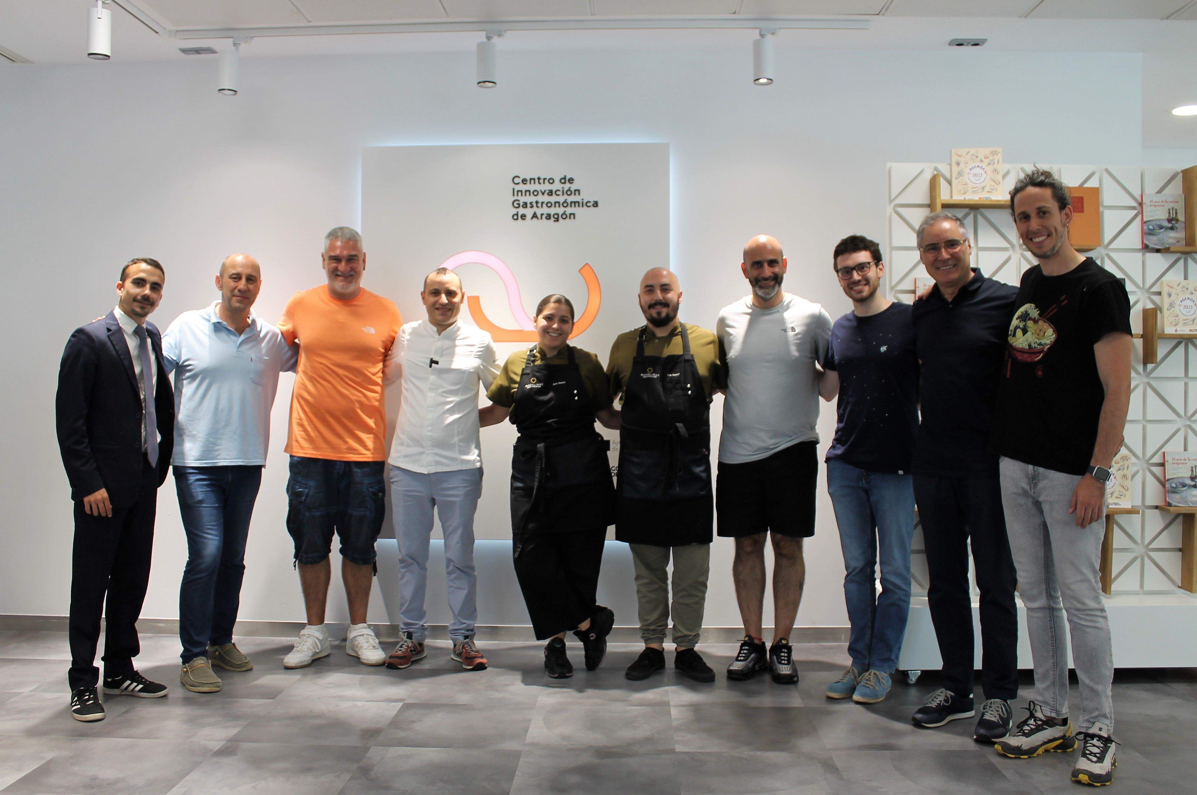 Participantes del Grupo 2 de la Mesa Sensorial