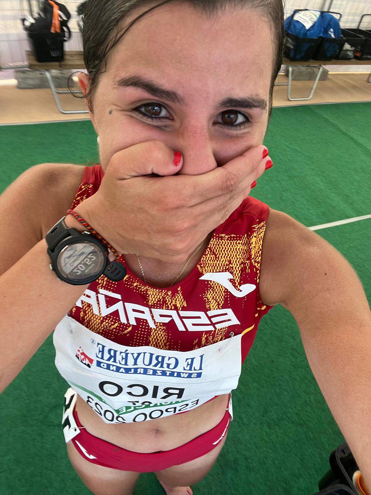 Su mensaje con este selfie: "Gracias equipo!"