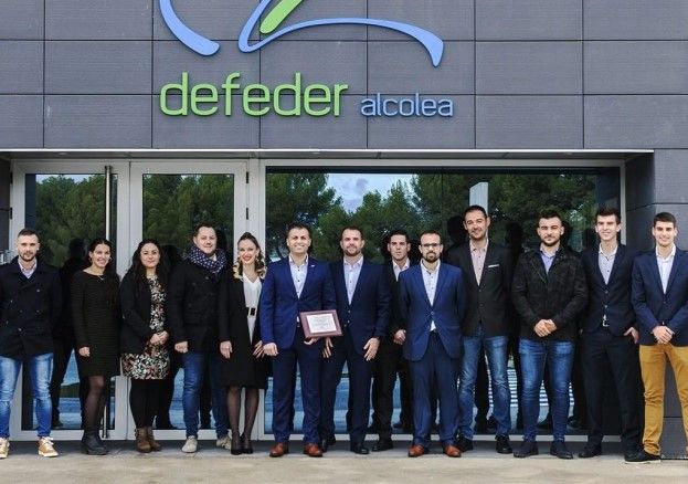 Parte del equipo de Defeder Alcolea S.L.