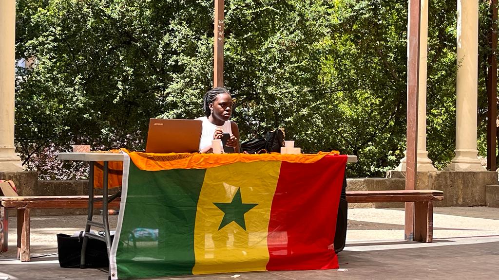 Fiesta de la diversidad cultural en el parque Miguel Servet de Huesca.