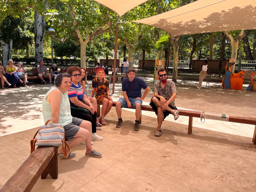 Fiesta de la diversidad cultural en el parque Miguel Servet de Huesca.