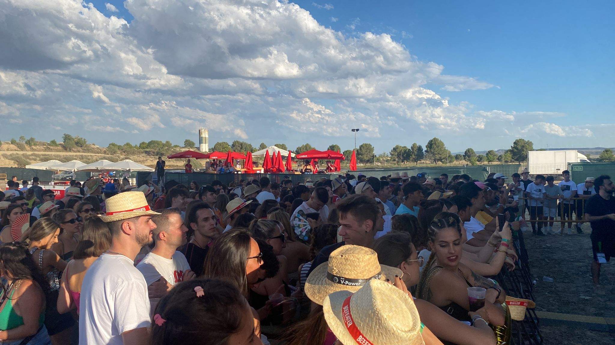 Arranca en Almudévar la Gatera Reggaeton Festival que espera reunir a 1.500 personas