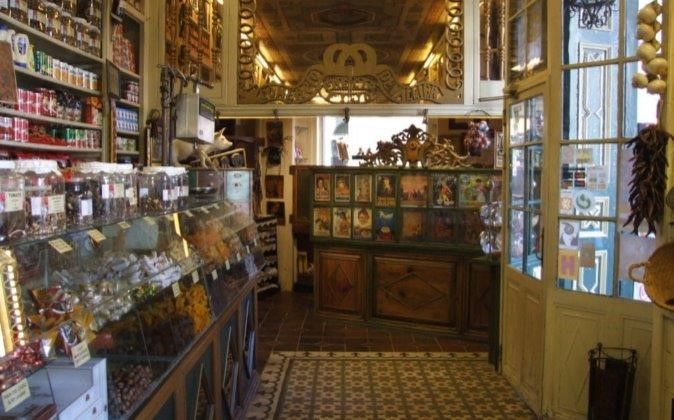 La Confianza, la tienda más antigua de España. Lo que sería hace cien años uno de los establecimientos mixtos