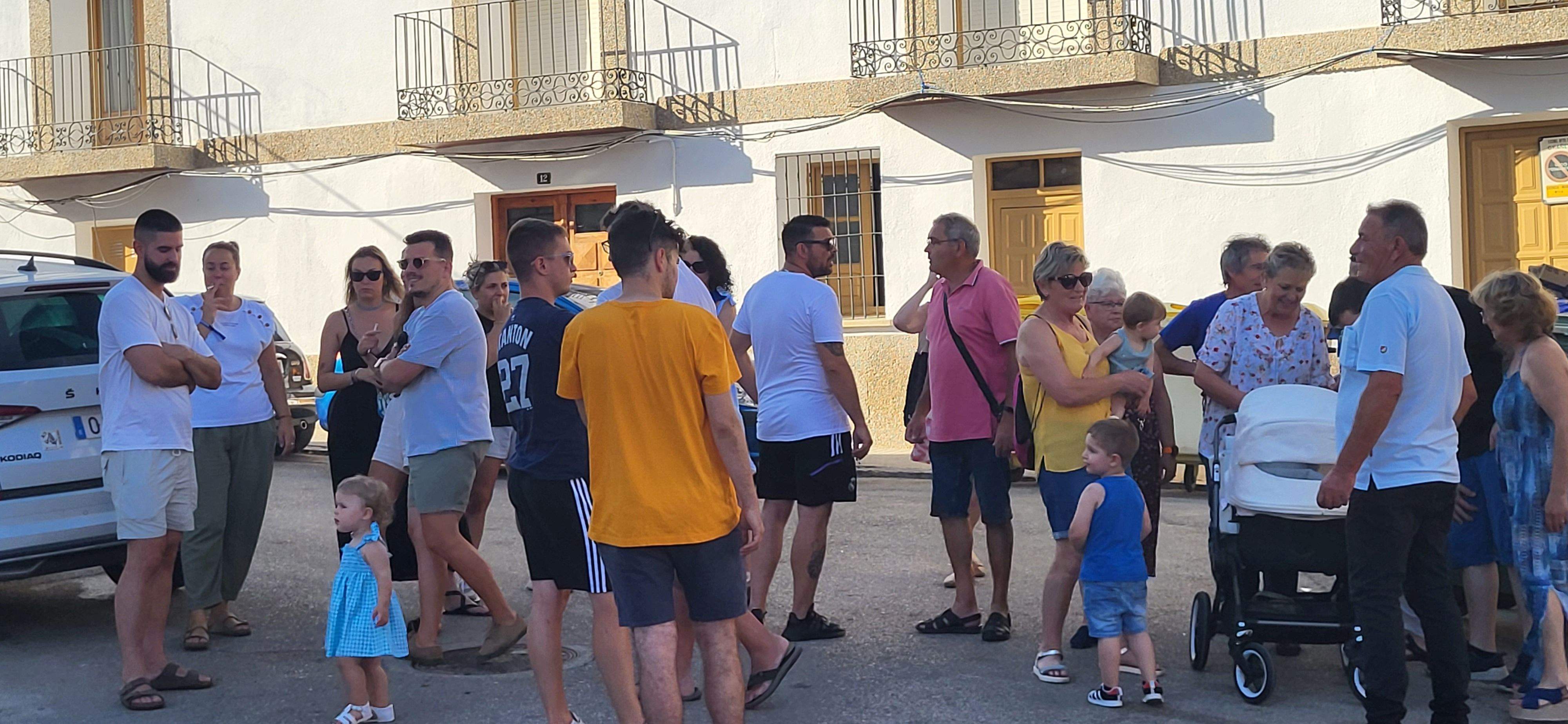 Presentación de los quintos y la entrega de pañoletas a los bebés en Grañén. Foto: Mercedes Manterola