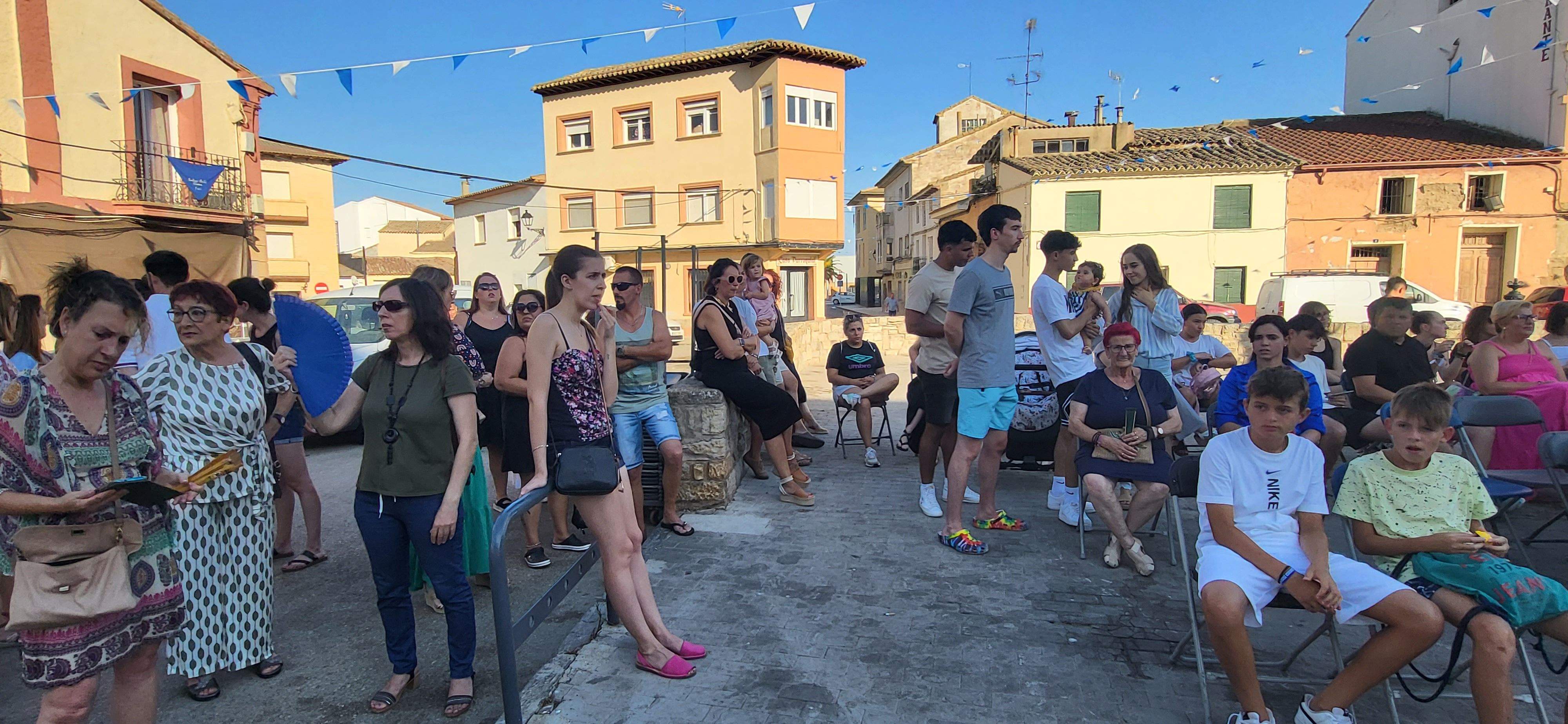 Presentación de los quintos y la entrega de pañoletas a los bebés en Grañén. Foto: Mercedes Manterola